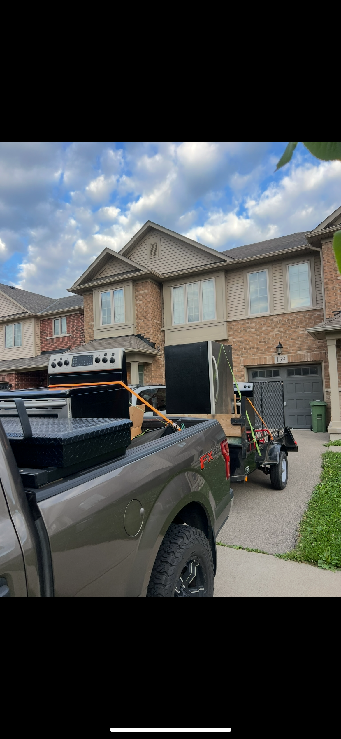  for CMN Exterior Maintenance in Hamilton, ON