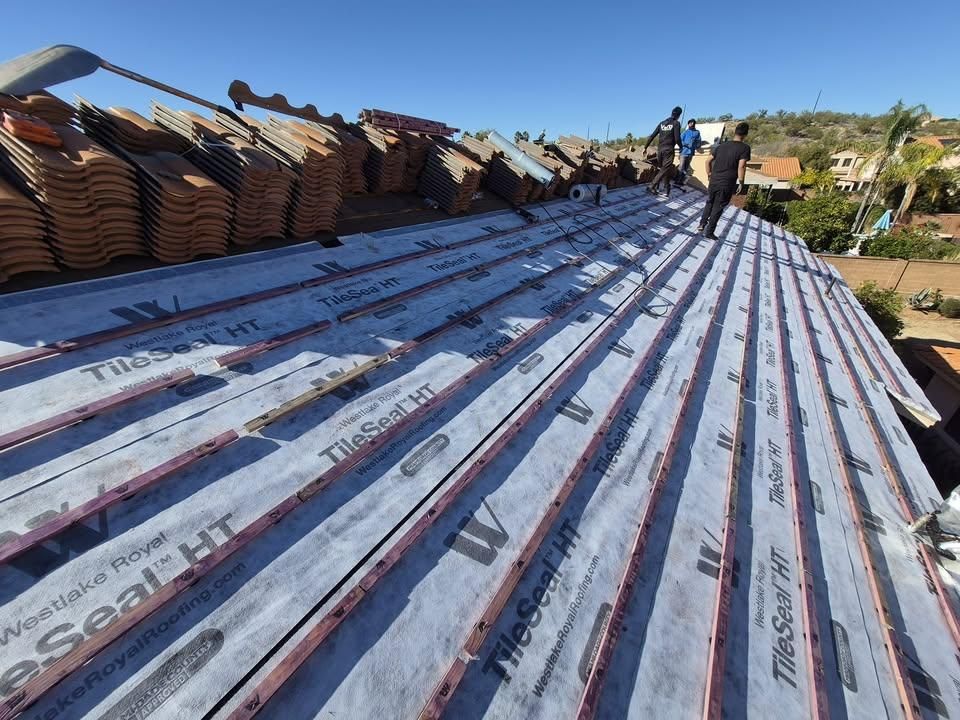  for Castro’s Custom’s Roofing LLC in Tucson, AZ