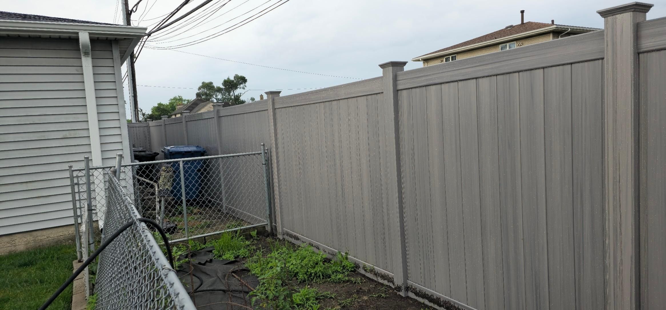  for Fence Value Corp in Chicago, IL