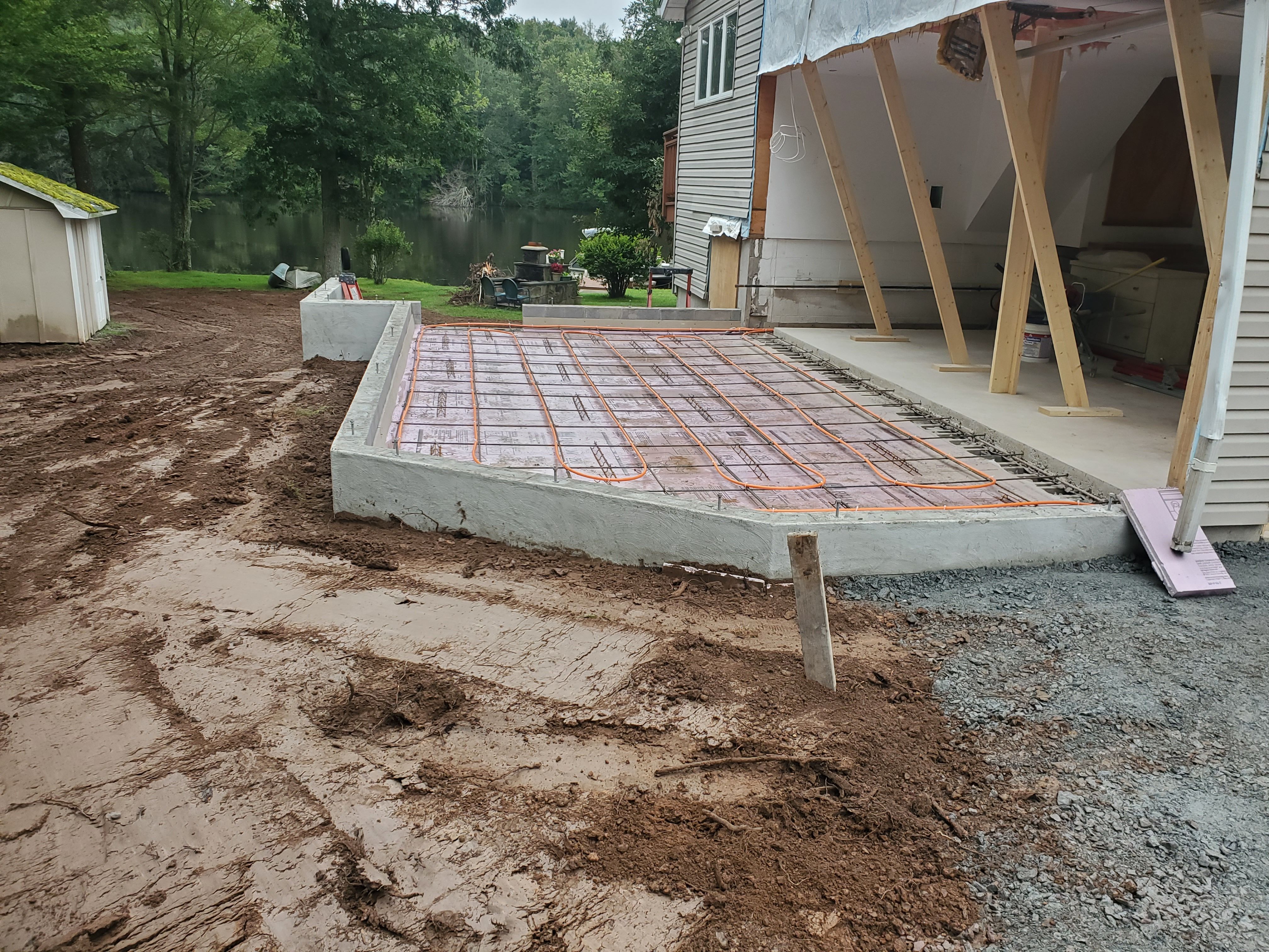  for R McK Excavating in Lake Ariel, PA