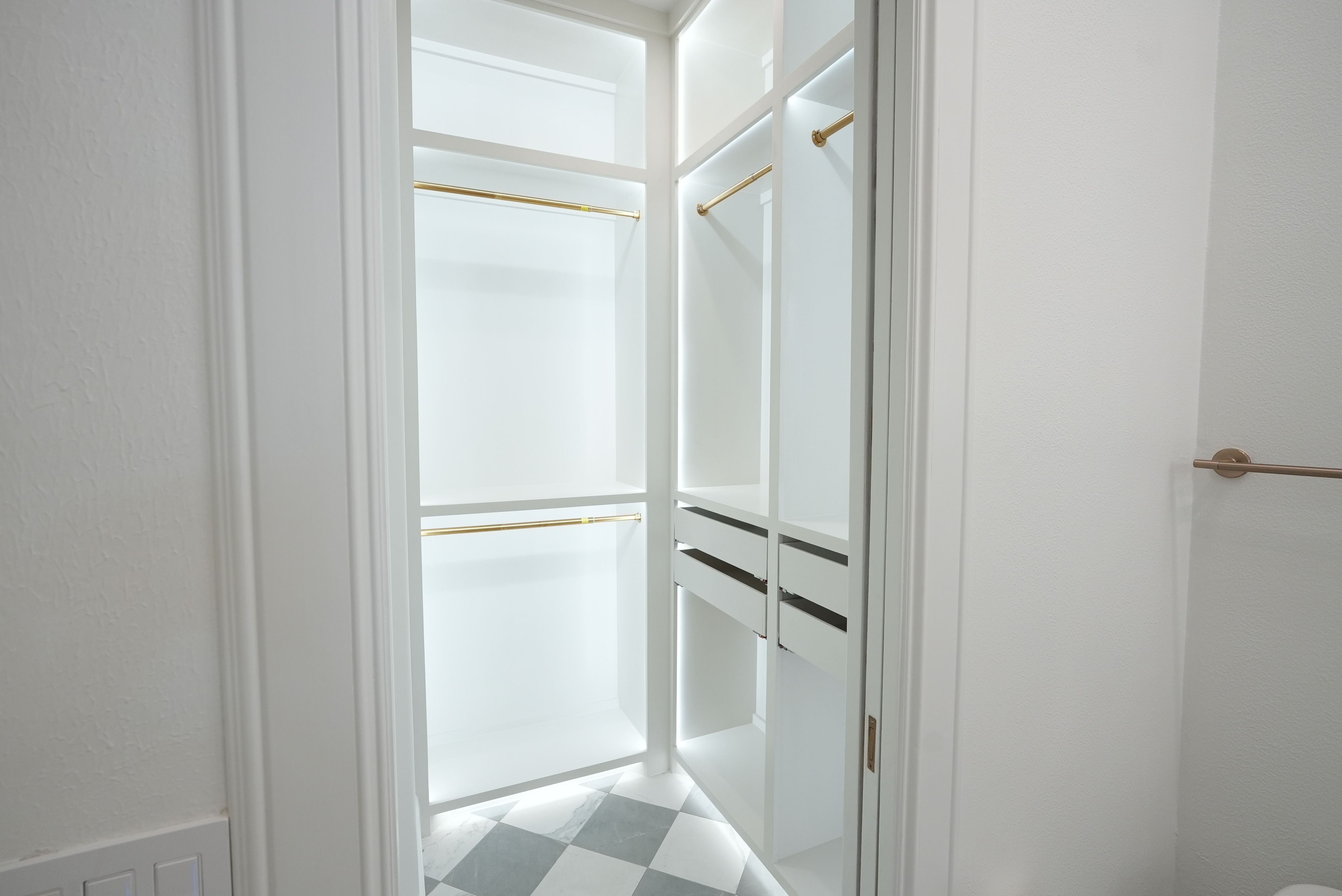 All Photos for Luxurious Construction LLC in Houston, TX