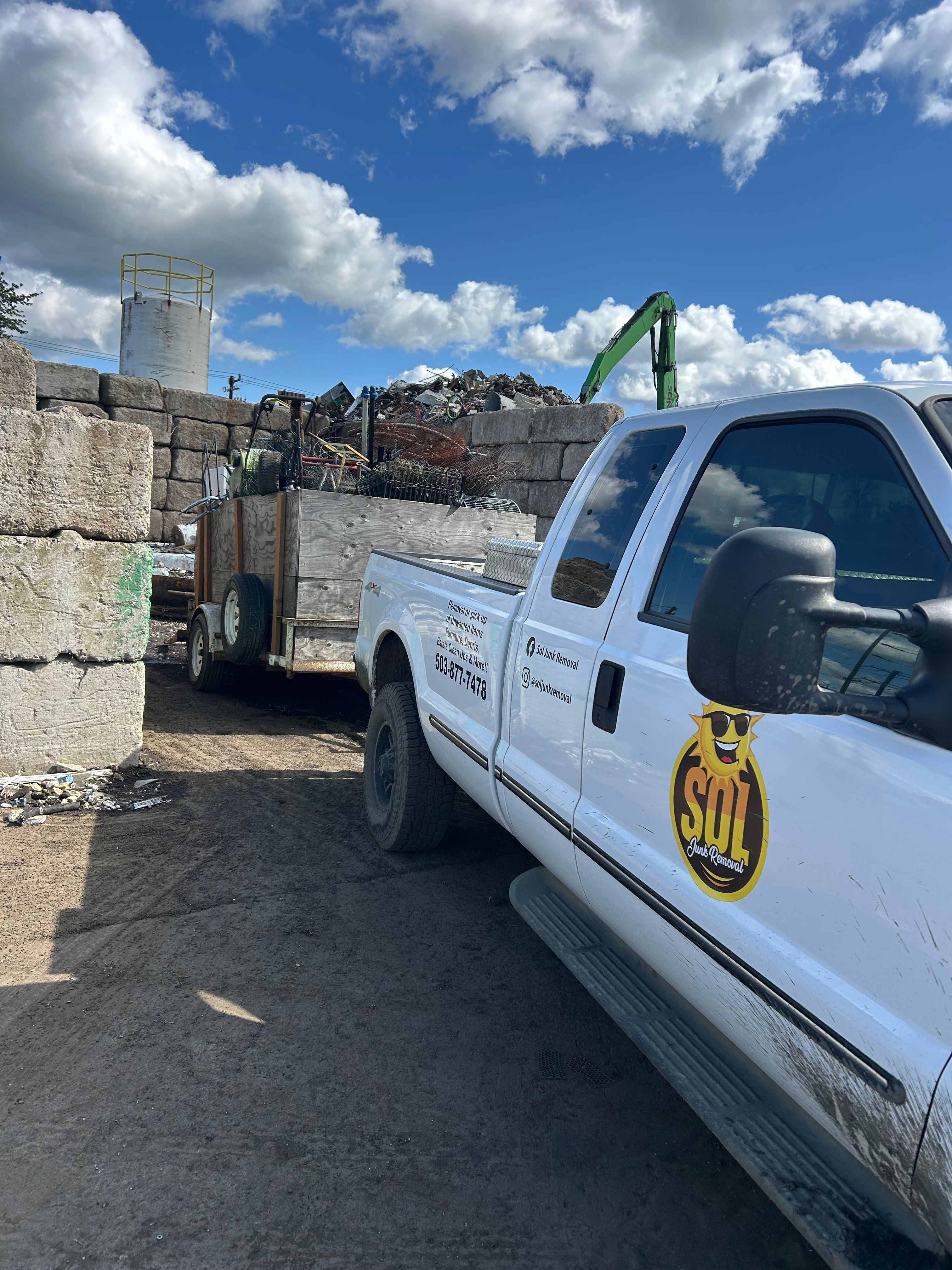  for Sol Junk Removal in Independence, OR