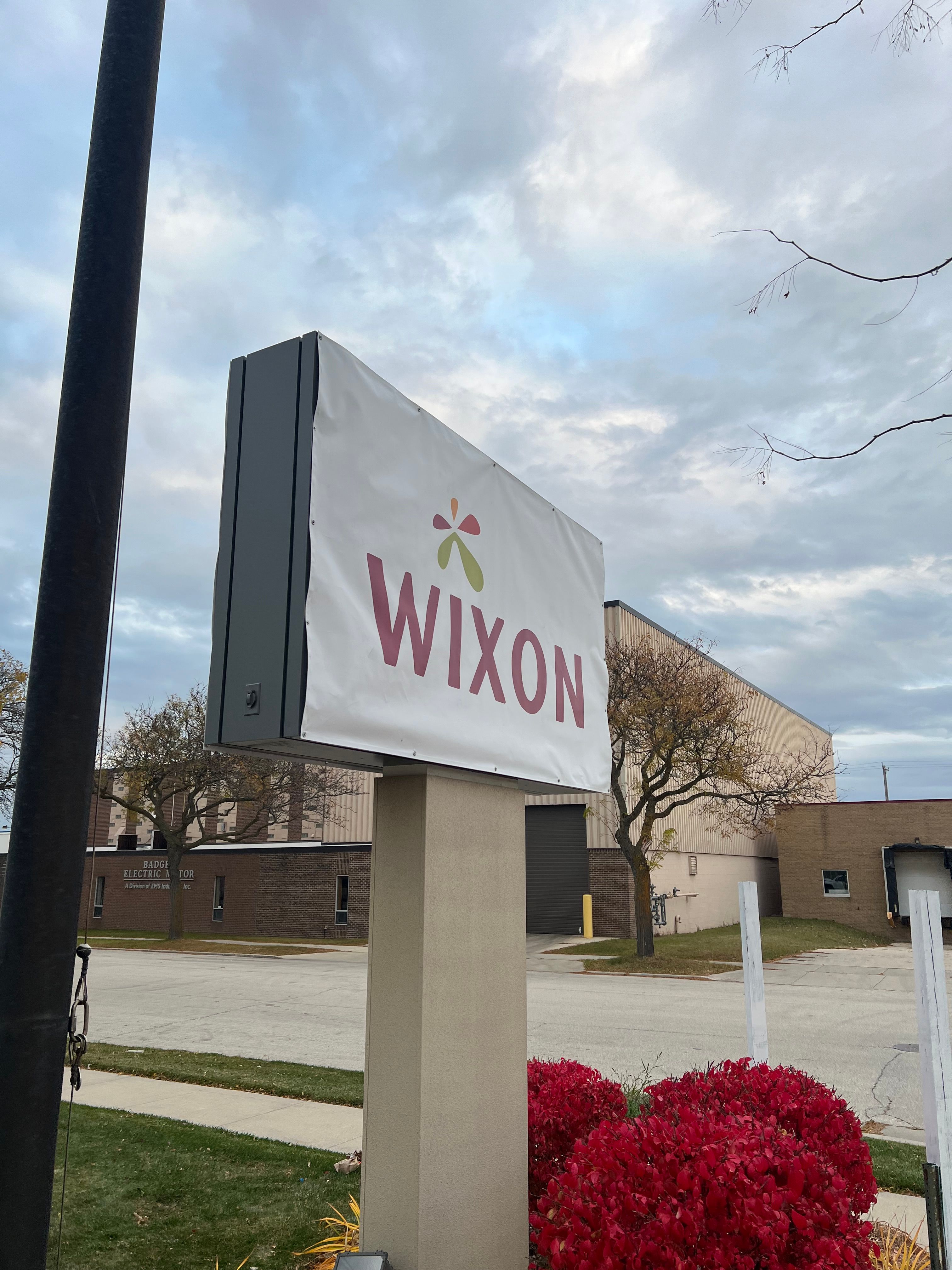  for MTZ Signs in Janseville, WI