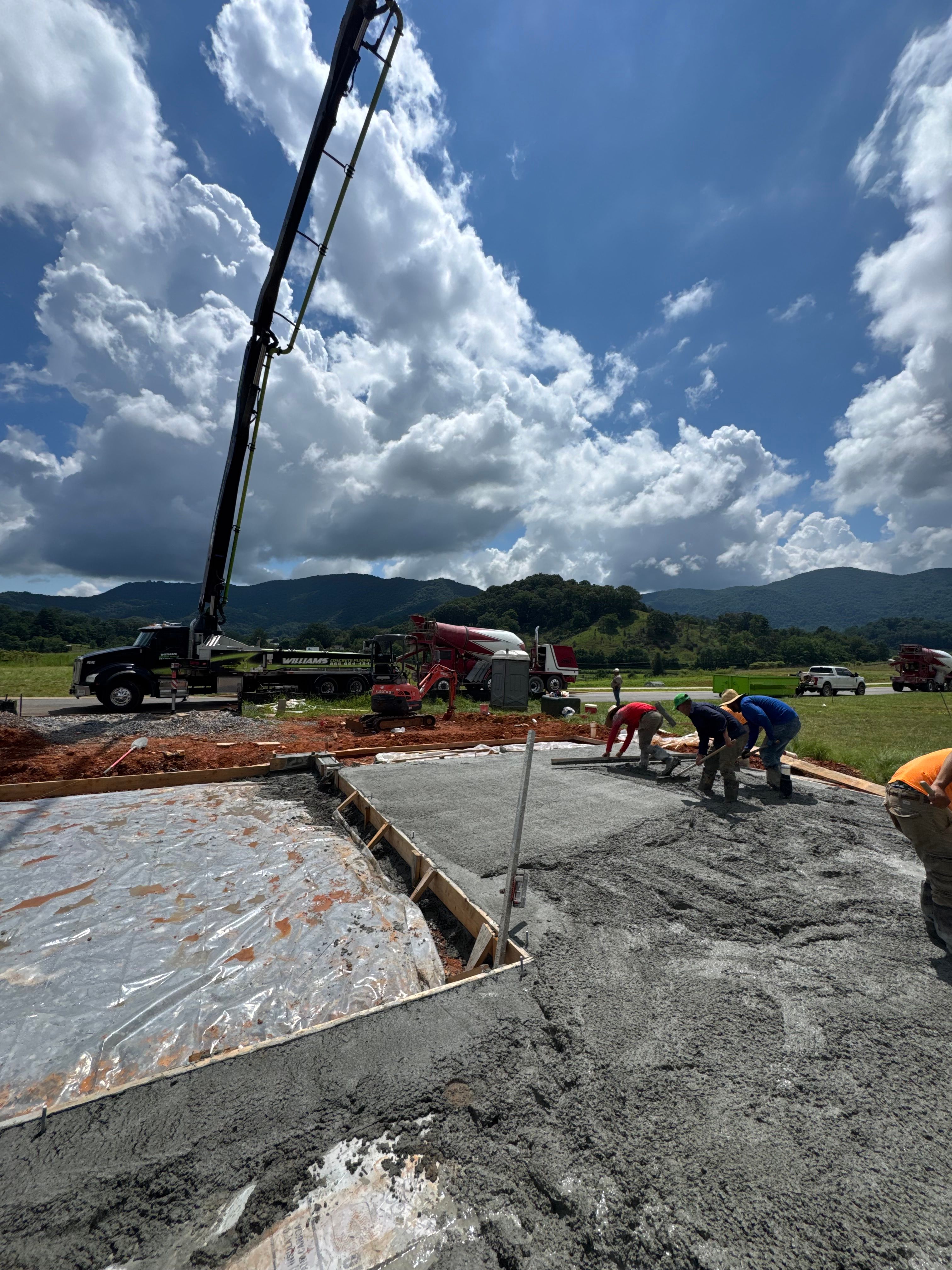  for Williams Concrete Pumping in Knoxville, Tennessee