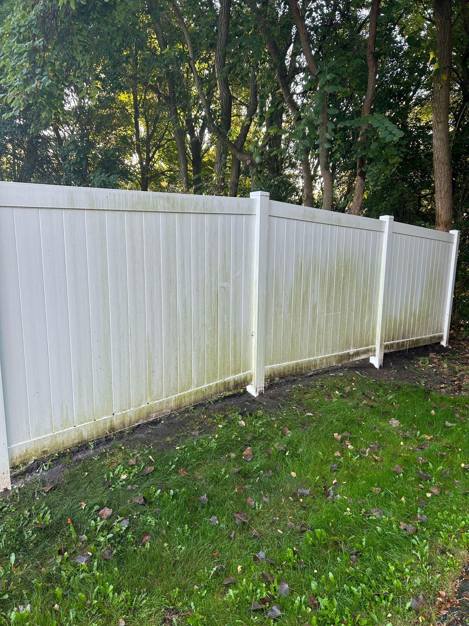 Home Softwash for J&J Power Washing and Gutter Cleaning in Sycamore, IL