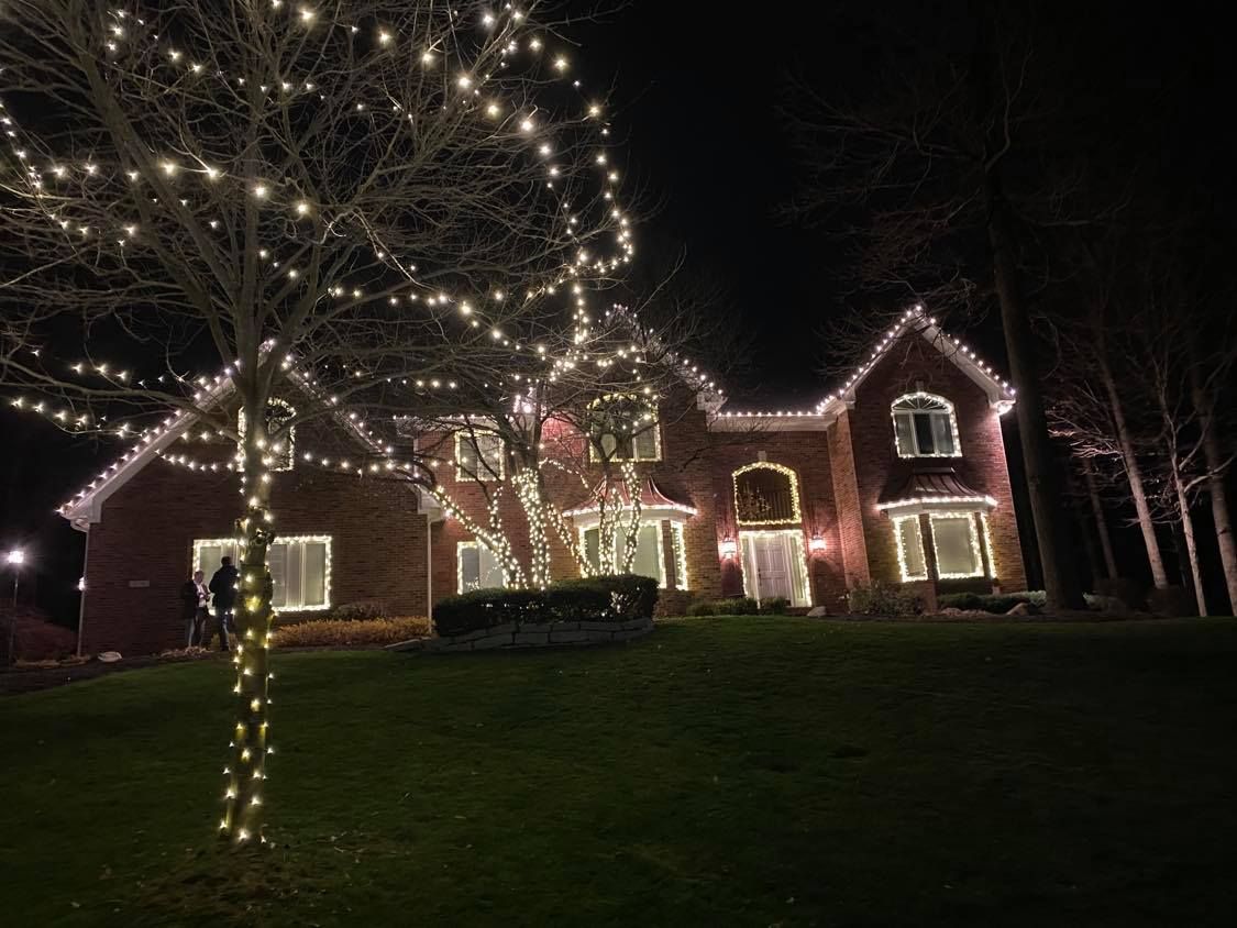 Light Installation for Christmas Light Installers in Indianapolis, IN