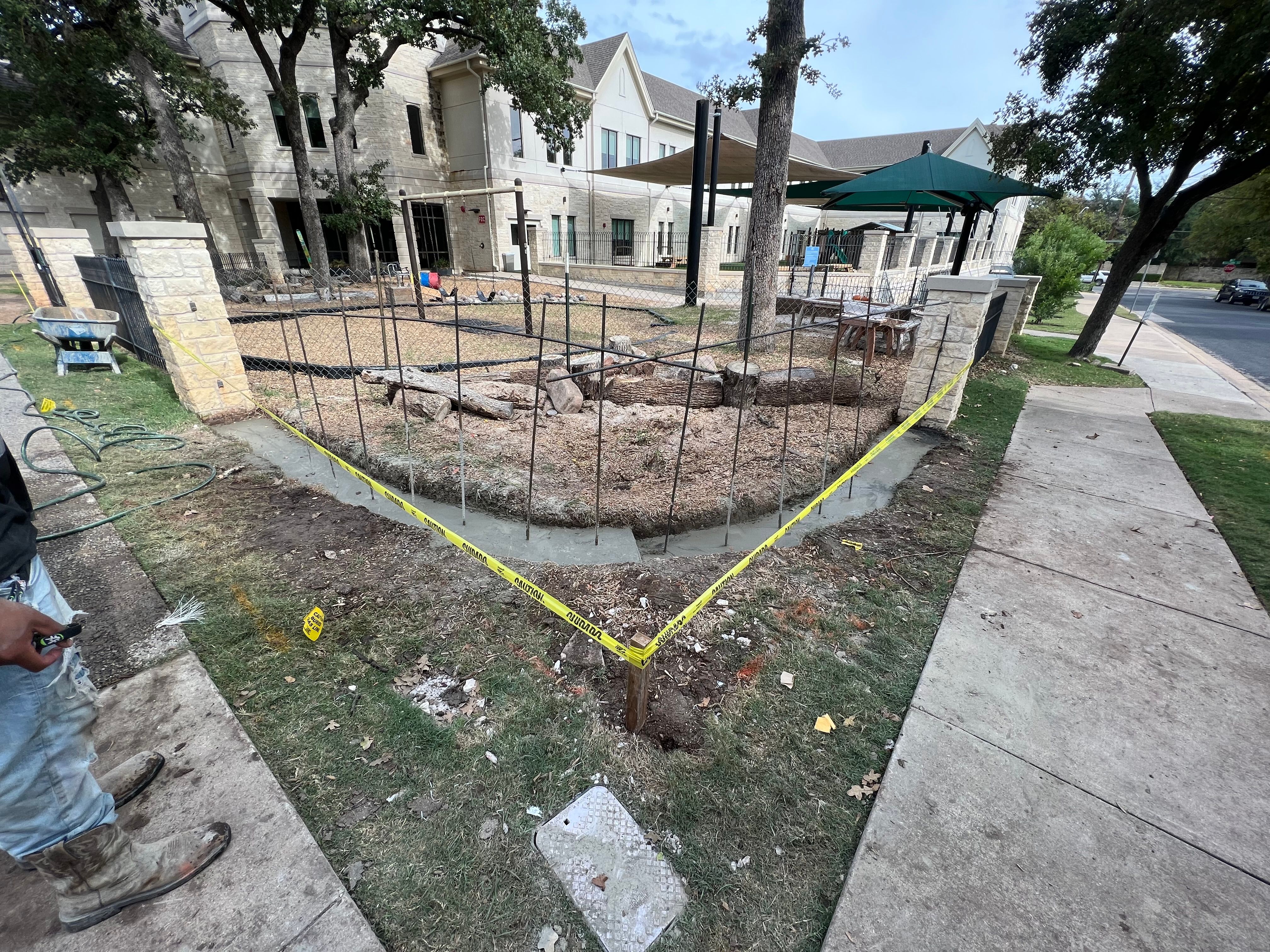  for Leo's Concrete Crew in Elgin, TX
