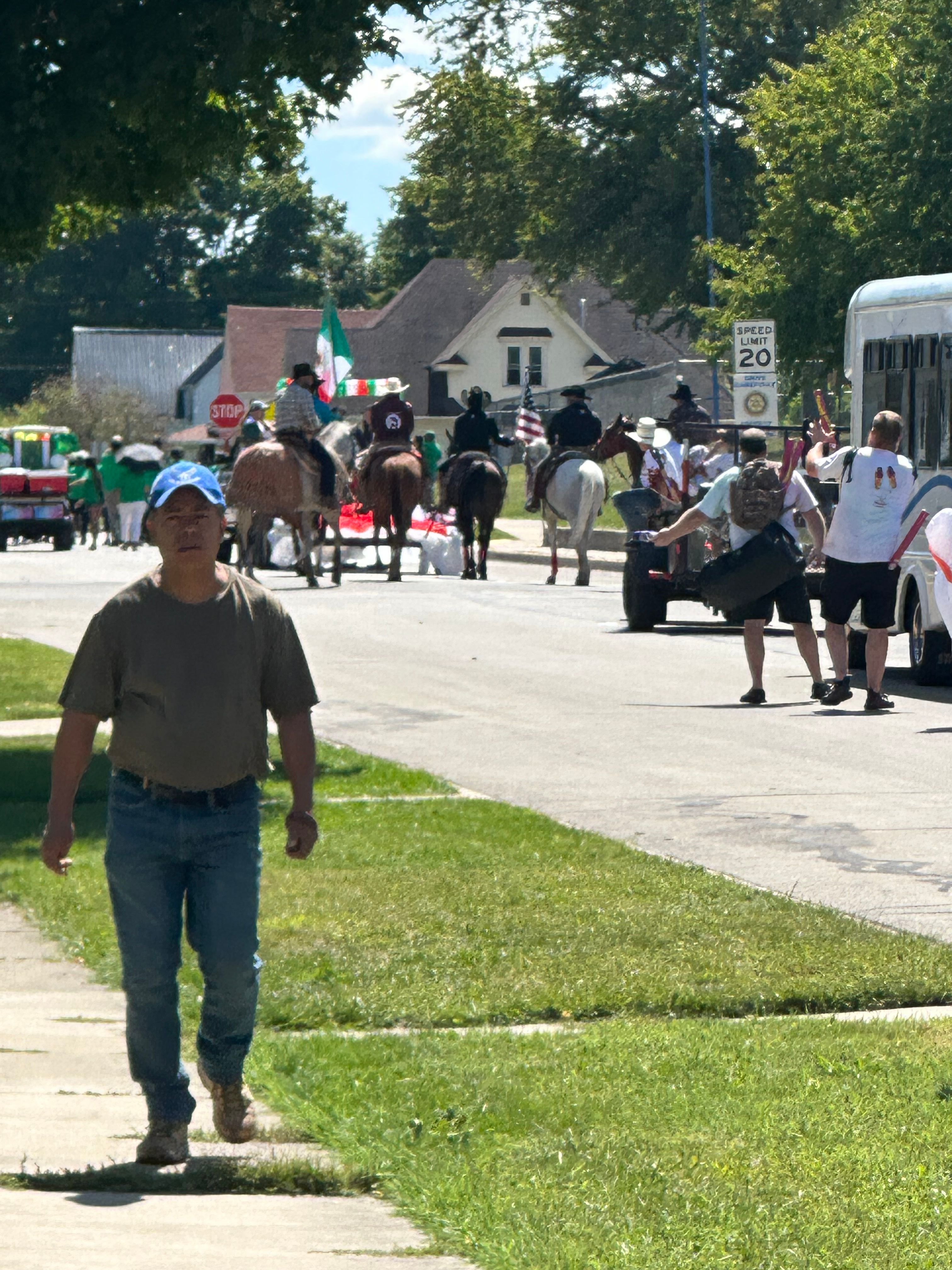  for FIRST CLASS GRASS LLC in Syracuse, IN