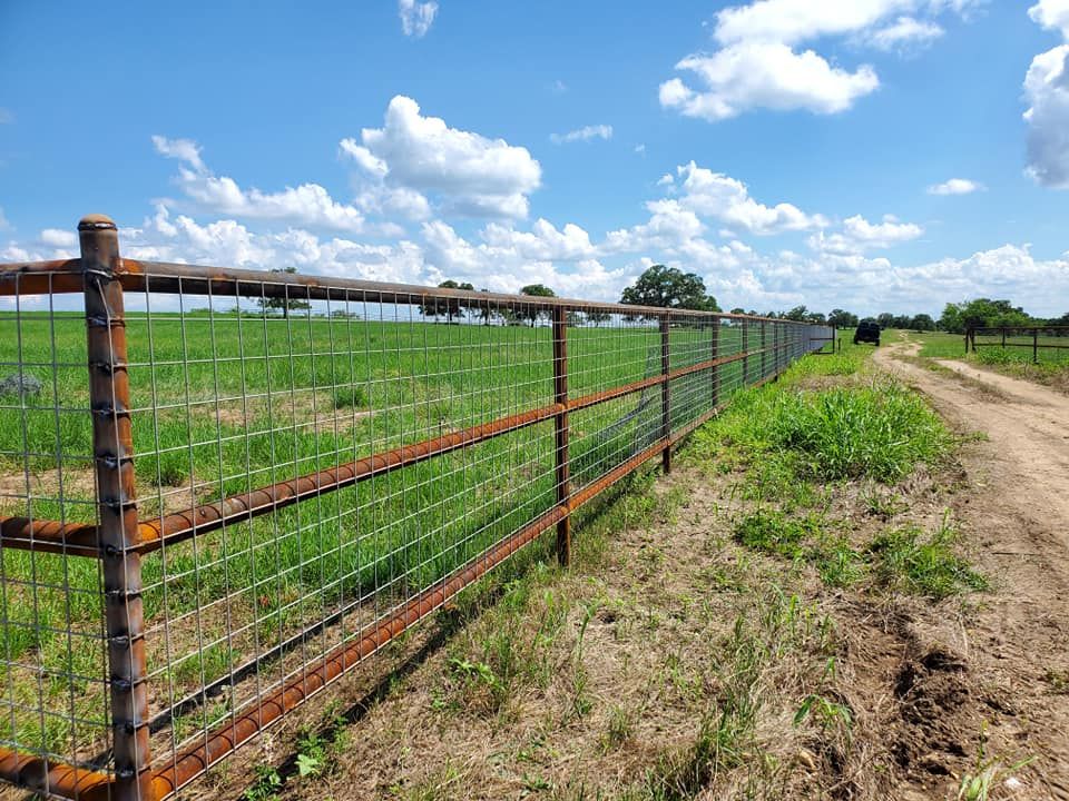 All Photos for Rudy's Custom Fence Building in Luling, TX