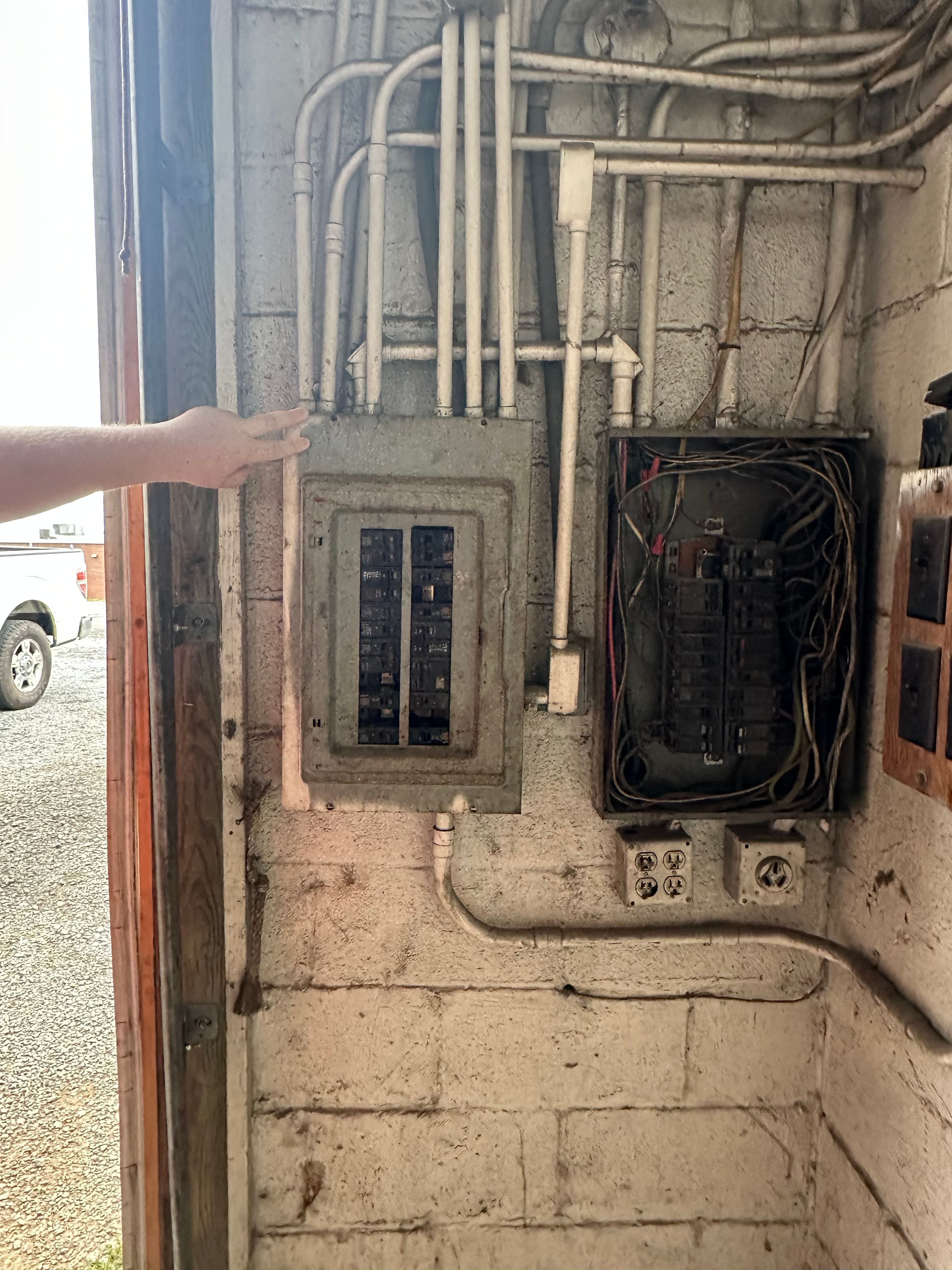  for Genesis Electrical in Greeneville, TN