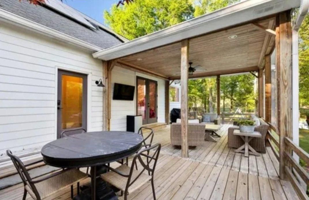  for A Carpenter's Son in Williamson, GA