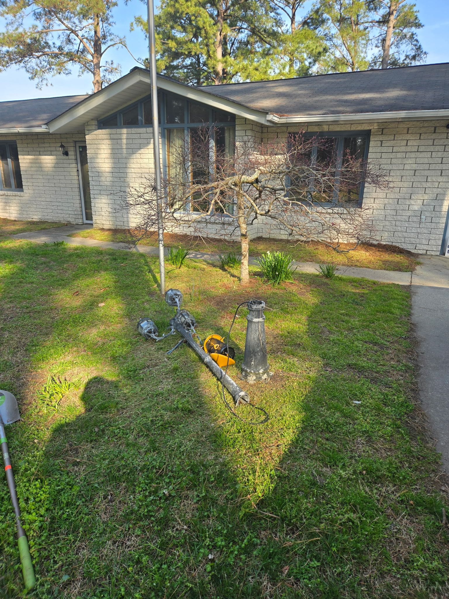 All Photos for 4 Points Lawncare LLC in Hayes, VA