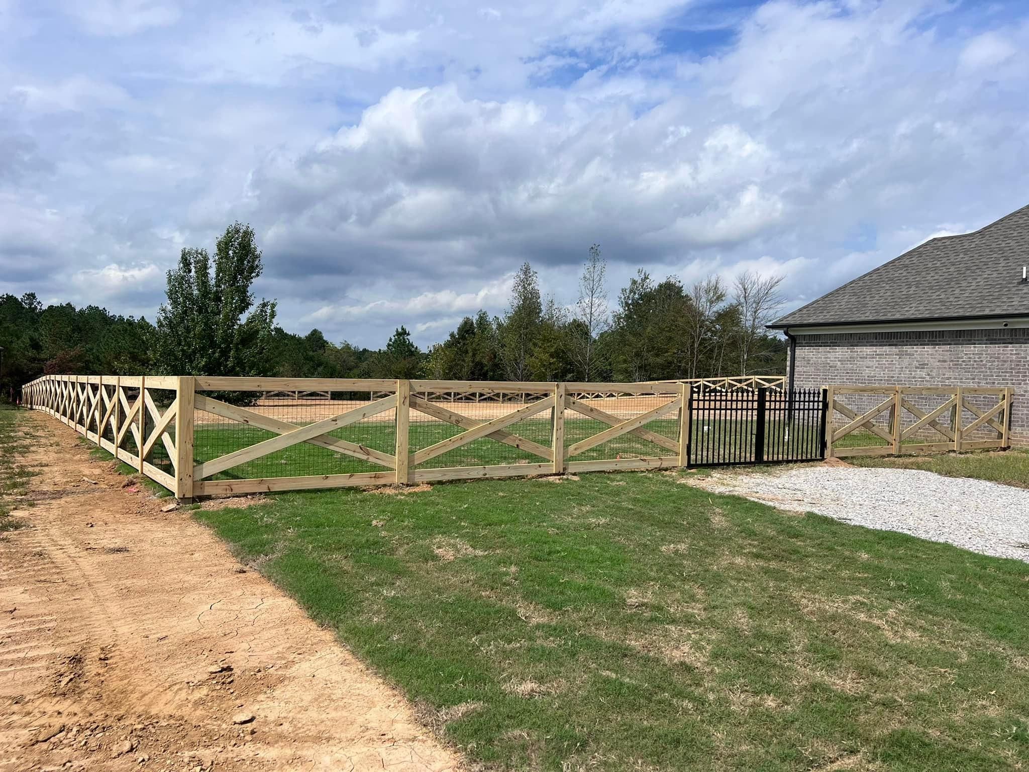  for Manning Fence, LLC in Hernando, MS