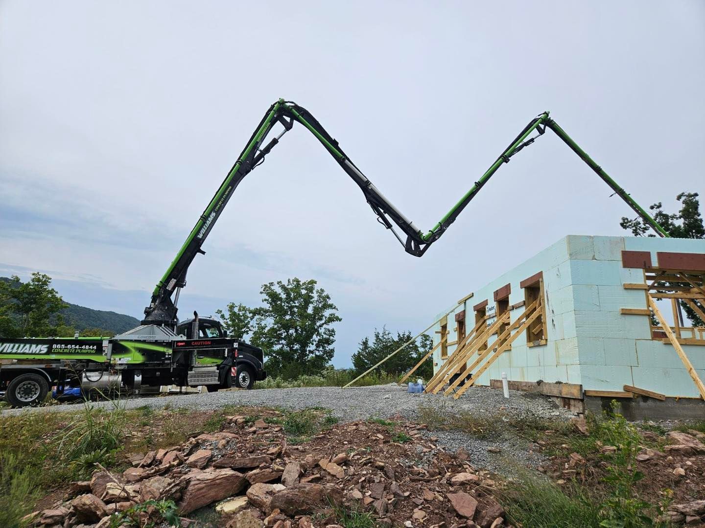  for Williams Concrete Pumping in Knoxville, Tennessee