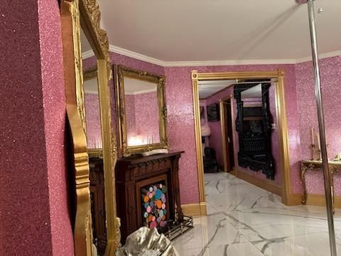  for Distinctive wallcovering & painting  in Minneapolis, MN