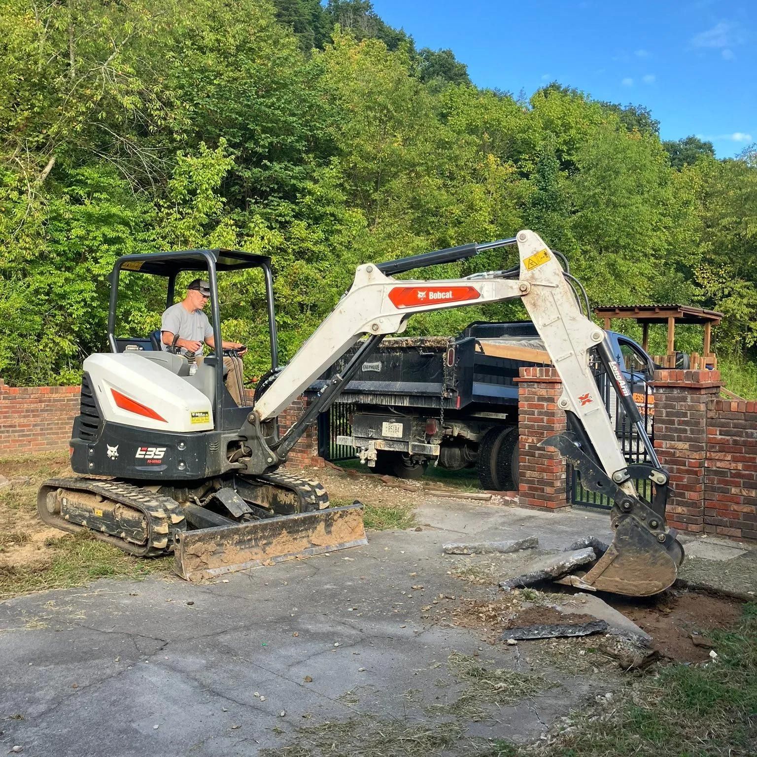  for Genesis Landworks in Bluff City, TN