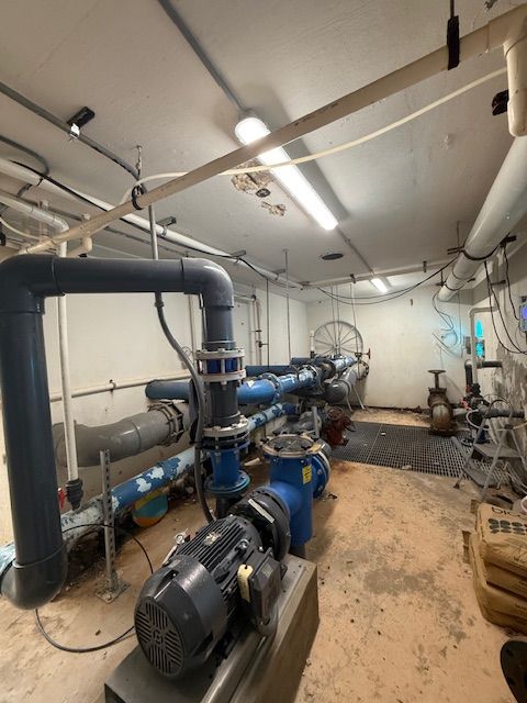  for LUX Electric in Floresville, TX