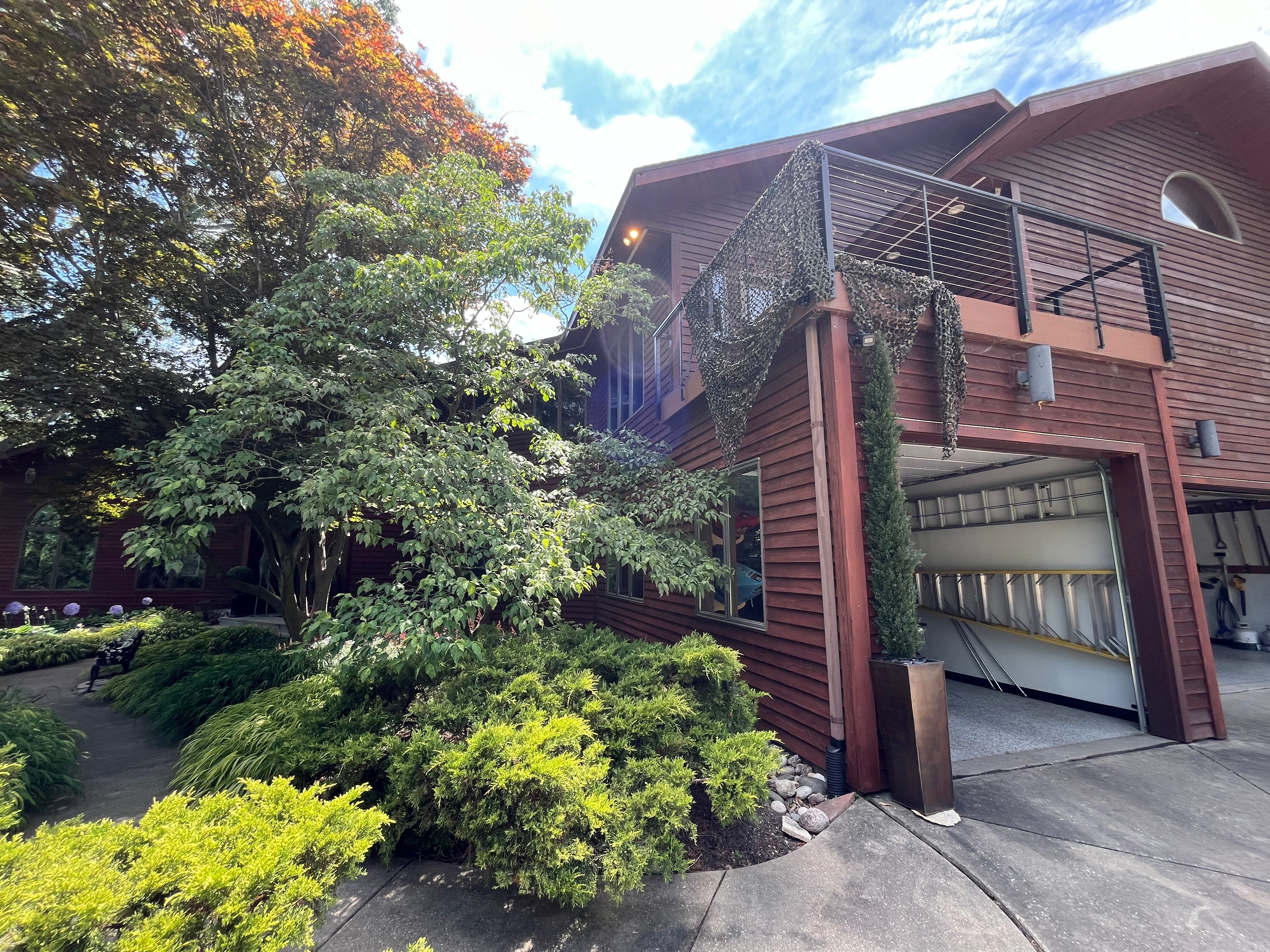  for LOCKWOOD FINISHES in Springfield, IL