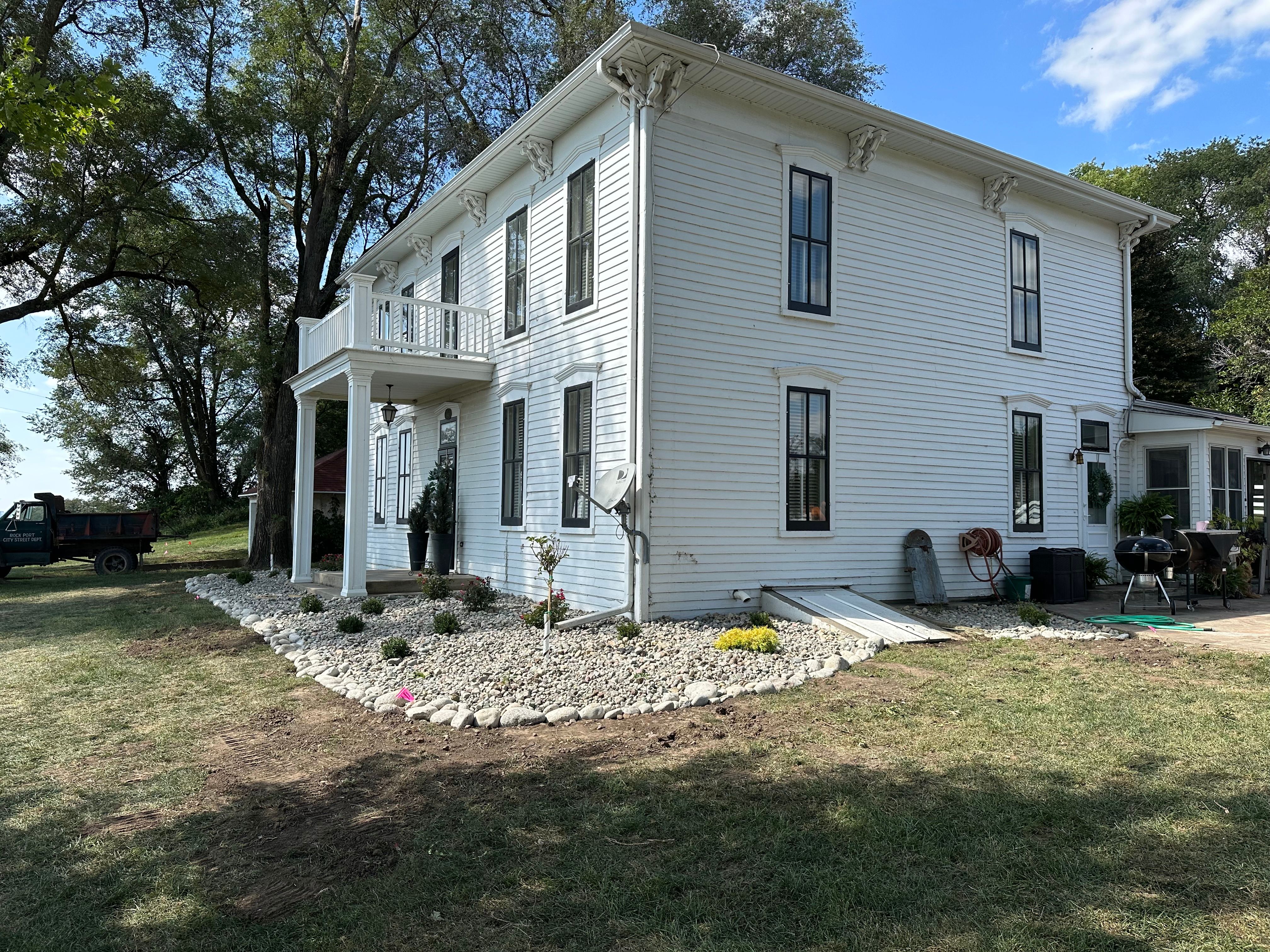  for Thomas' Lawn Care in Maryville, MO