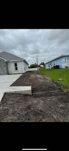  for South Florida Earthworks in Fort Pierce, FL