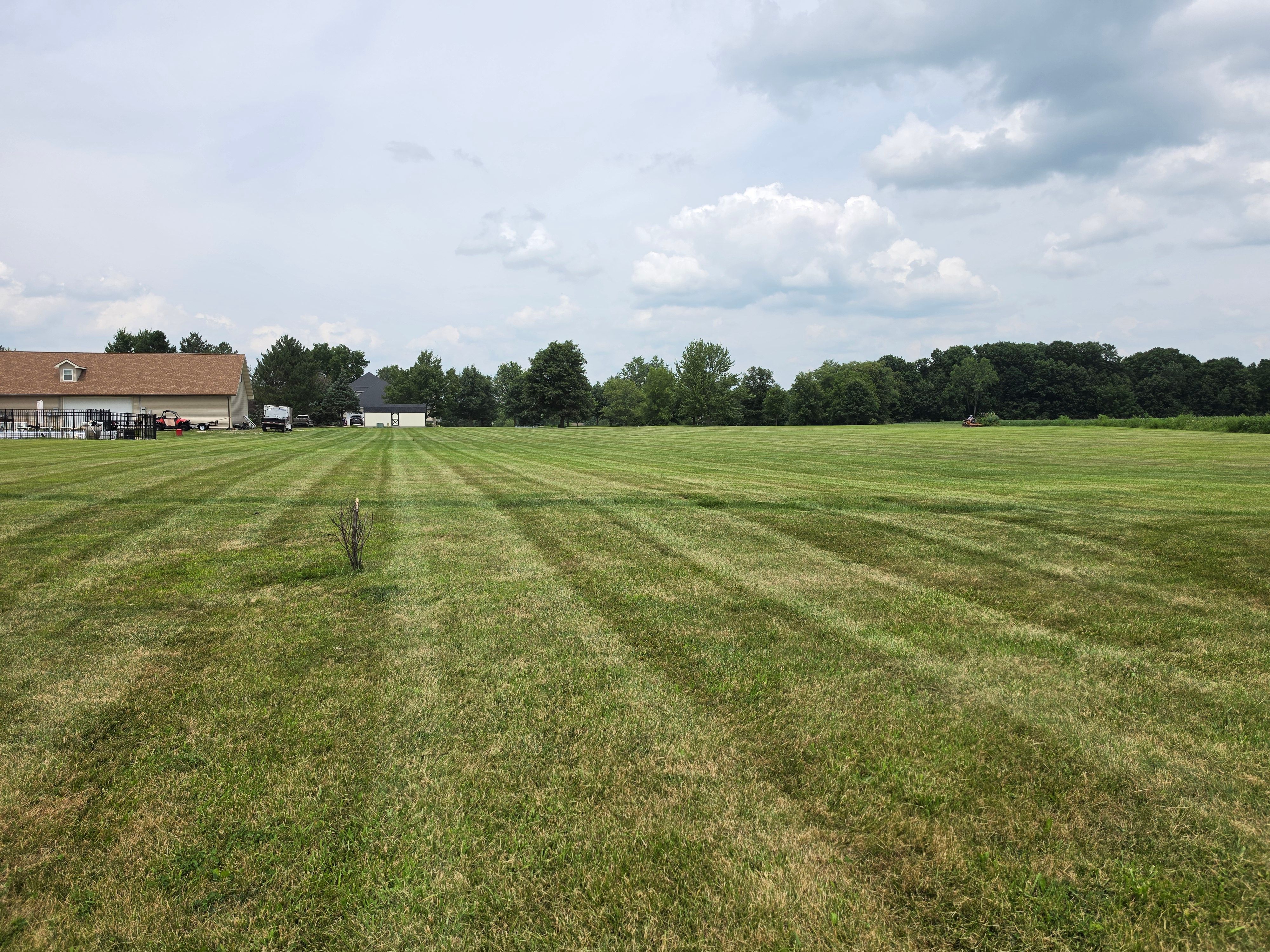  for Stout Mowing & Services LLC in Huntington, IN