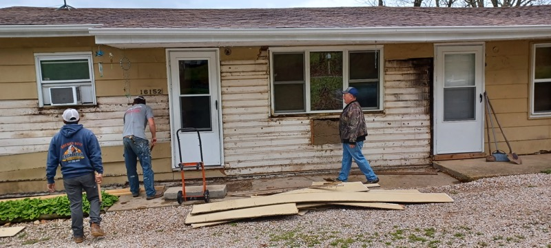  for Handy Danding Construction LLC in Eminence, MO