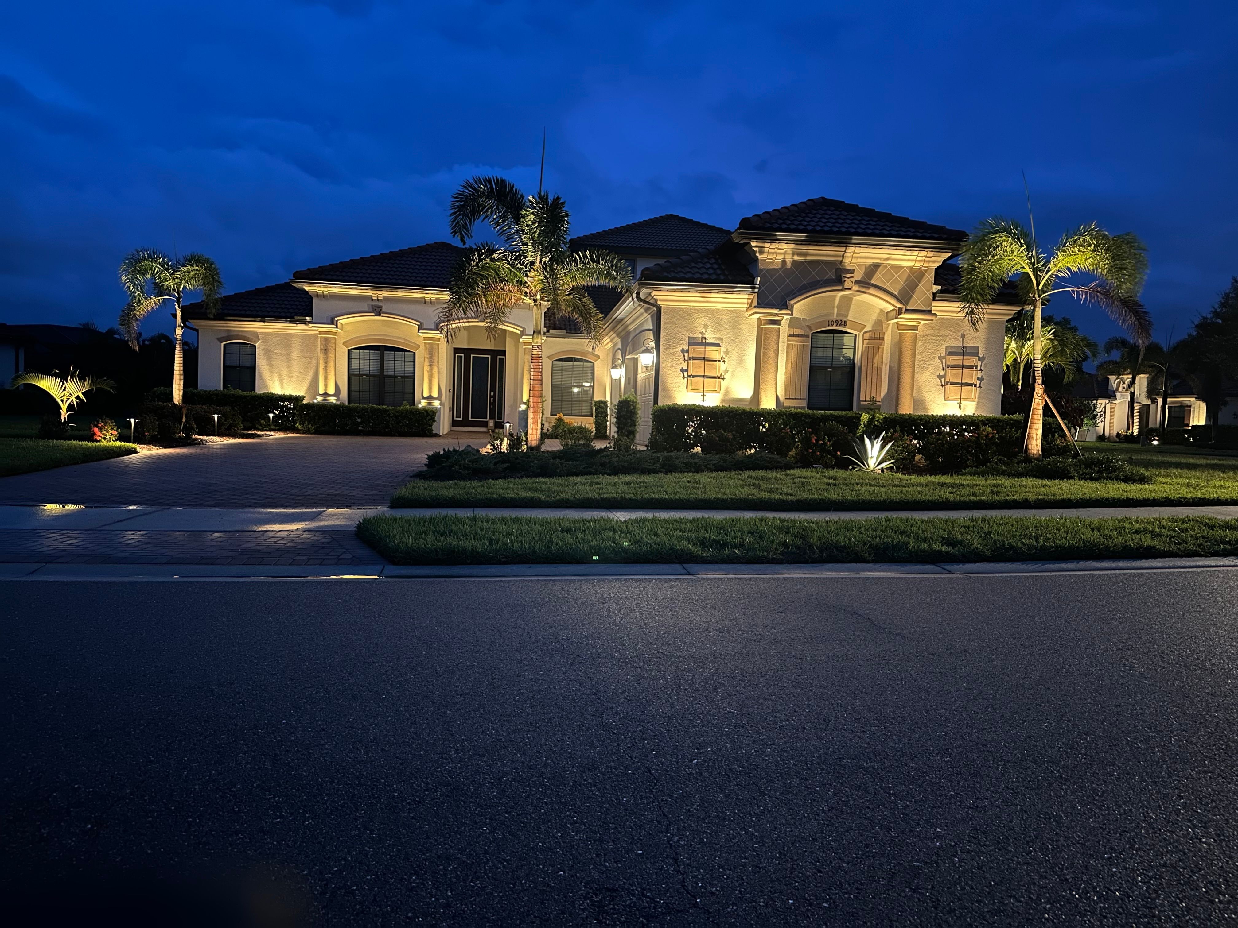  for Luxury Outdoor Lighting in Venice, FL
