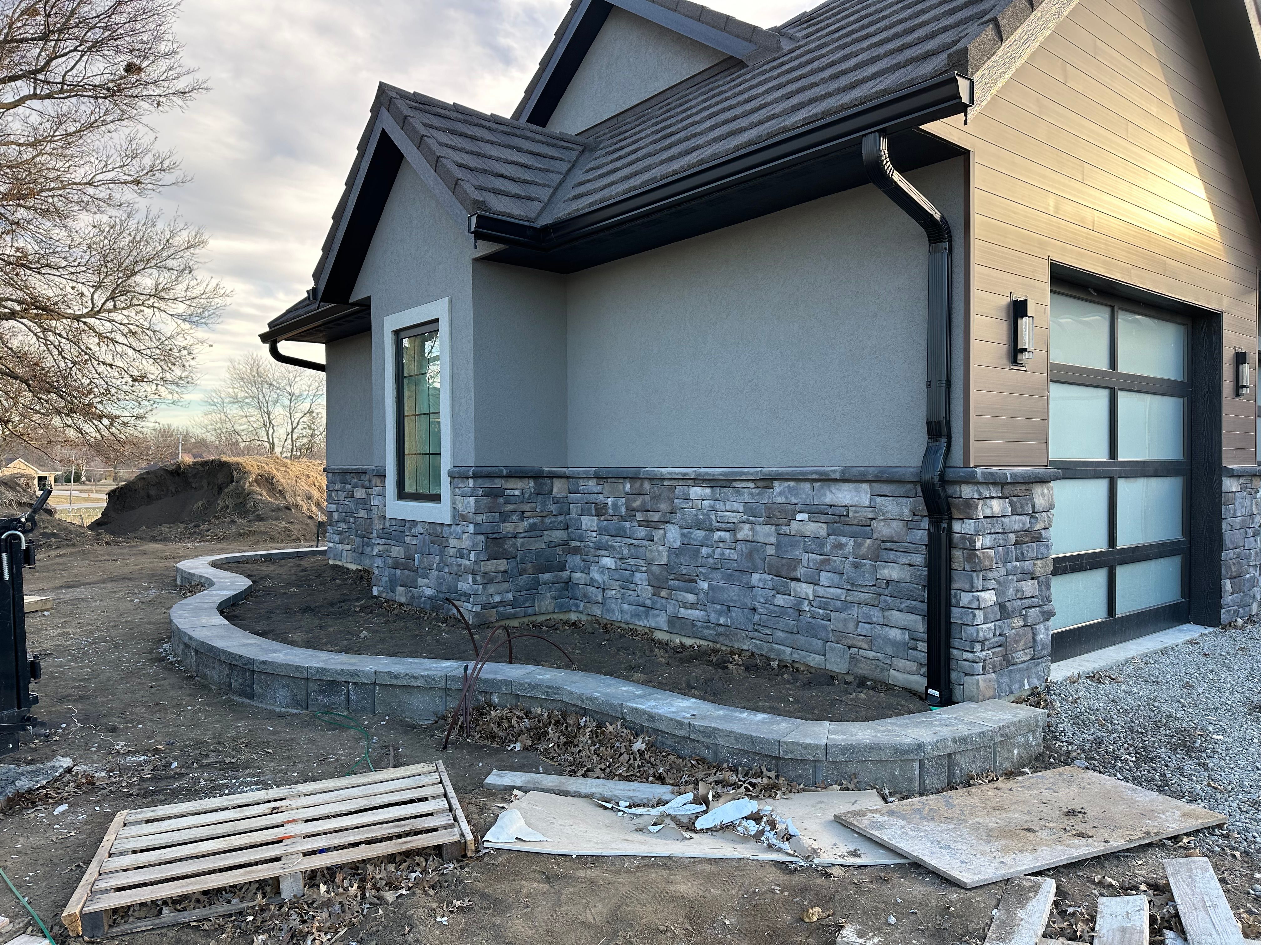  for Thomas' Lawn Care in Maryville, MO