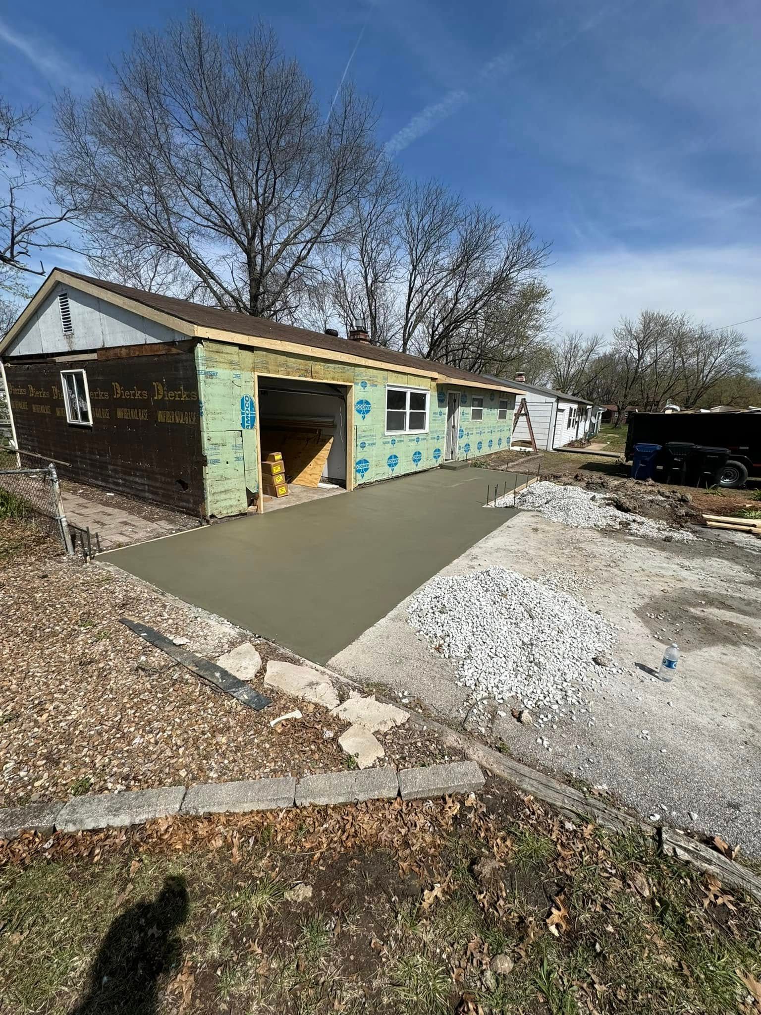 Concrete for Intrinzic Construction in Wentzville, MO