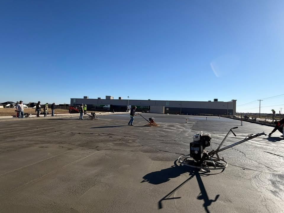  for J & M Contracting in Hewitt, TX