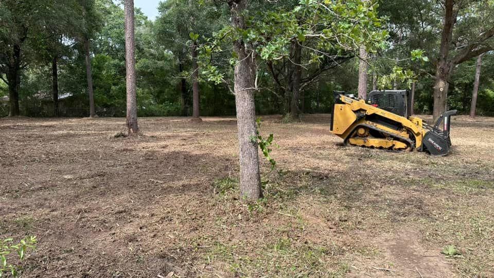  for White’s Land Maintenance in Milton,, FL