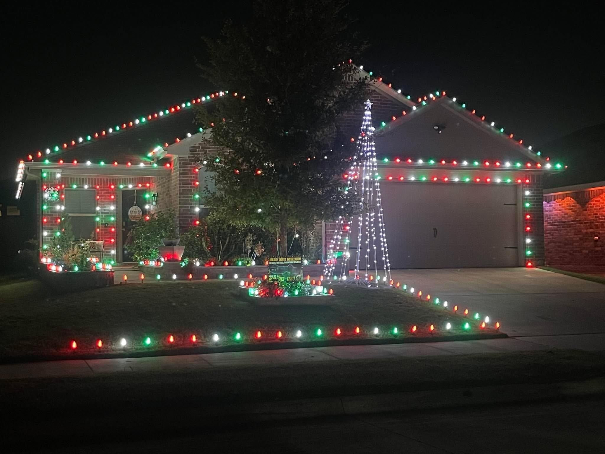  for Mora’s Lawn Services in Crowley,  TX