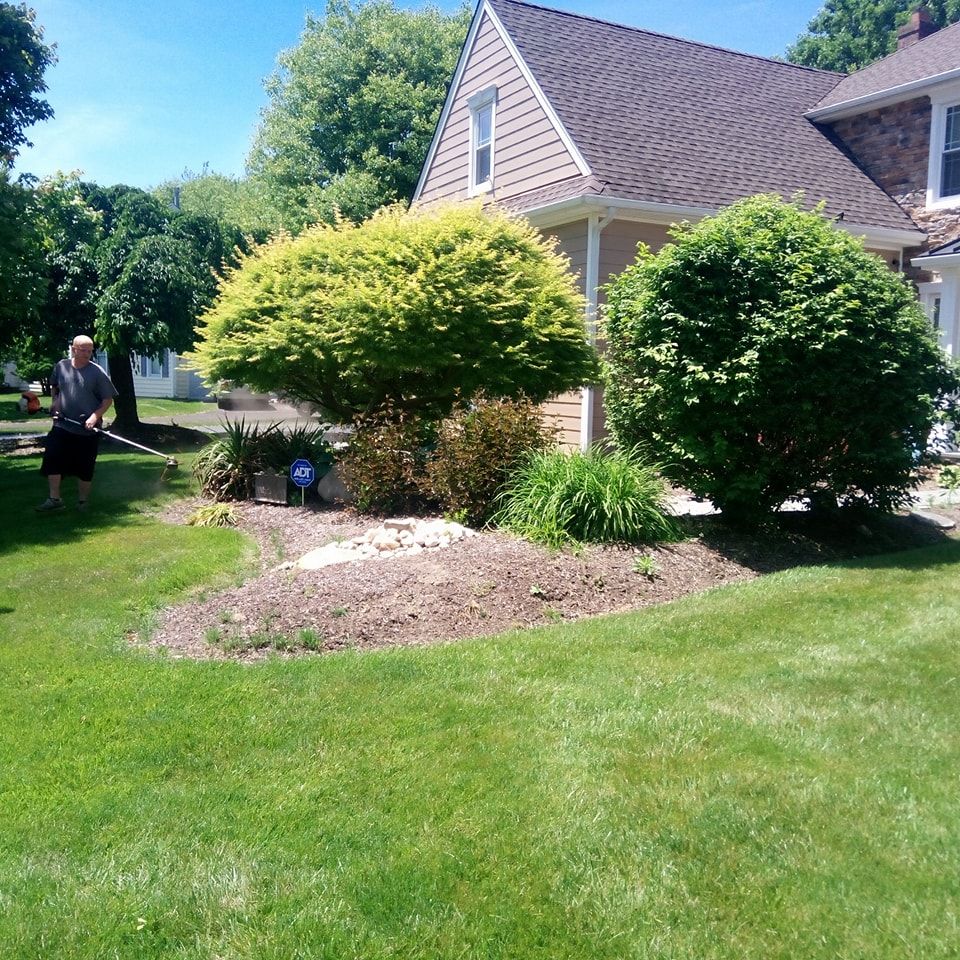  for Russo’s Landscaping & Tree Removal in Levittown, PA