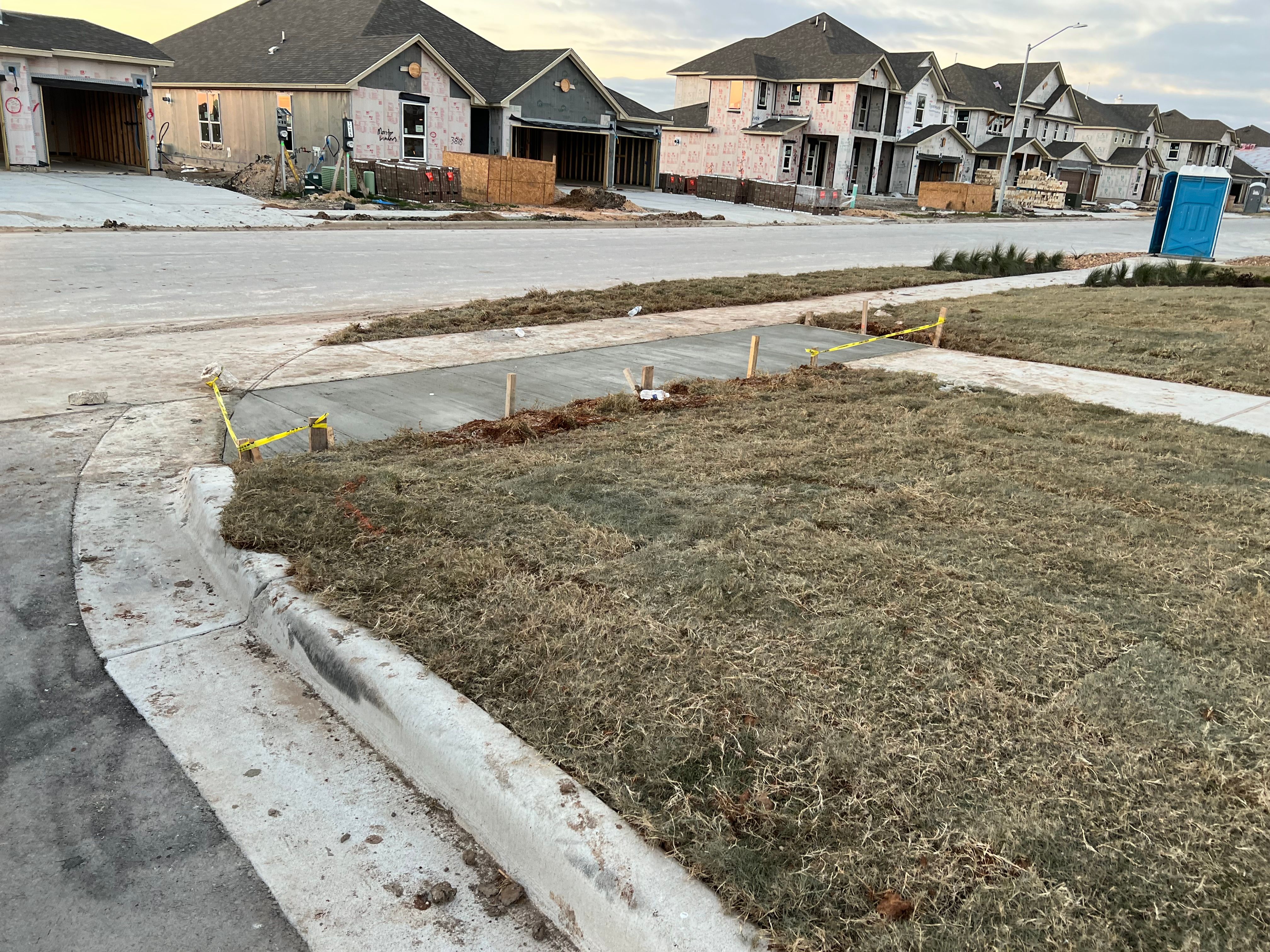  for Leo's Concrete Crew in Elgin, TX