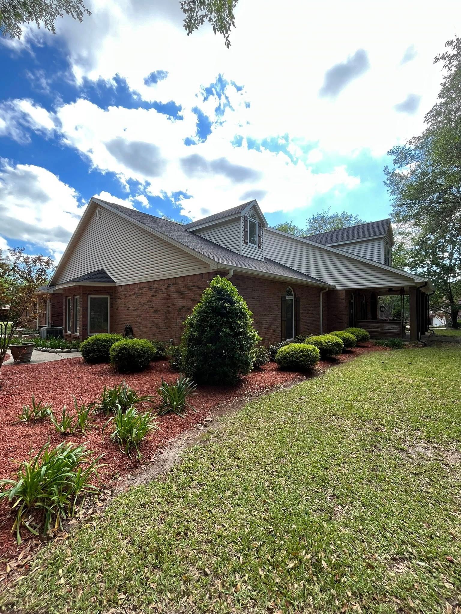  for Landscaping Pros in Hurley, MS