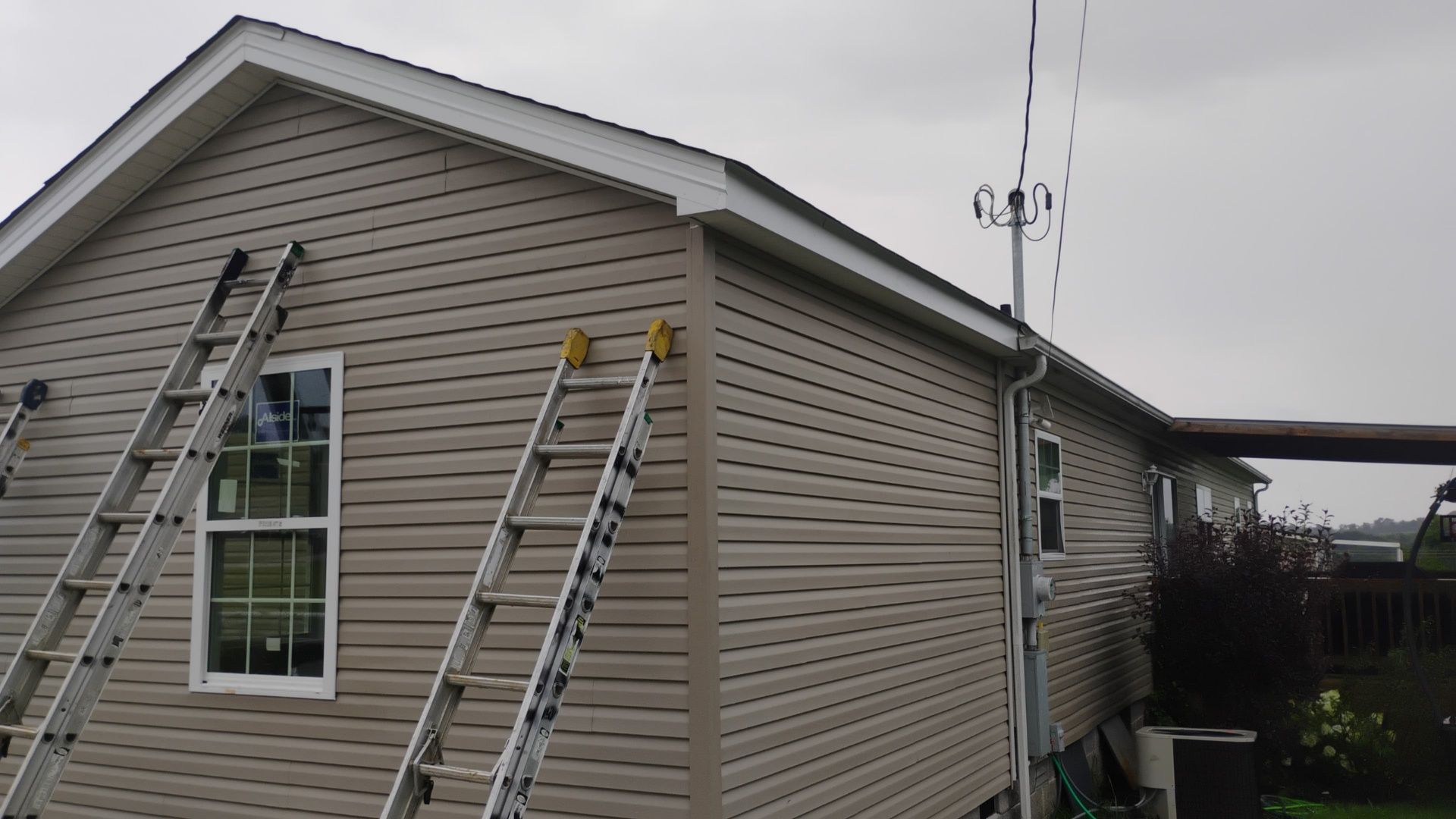  for Elite Contracting Services in Cecilia, KY