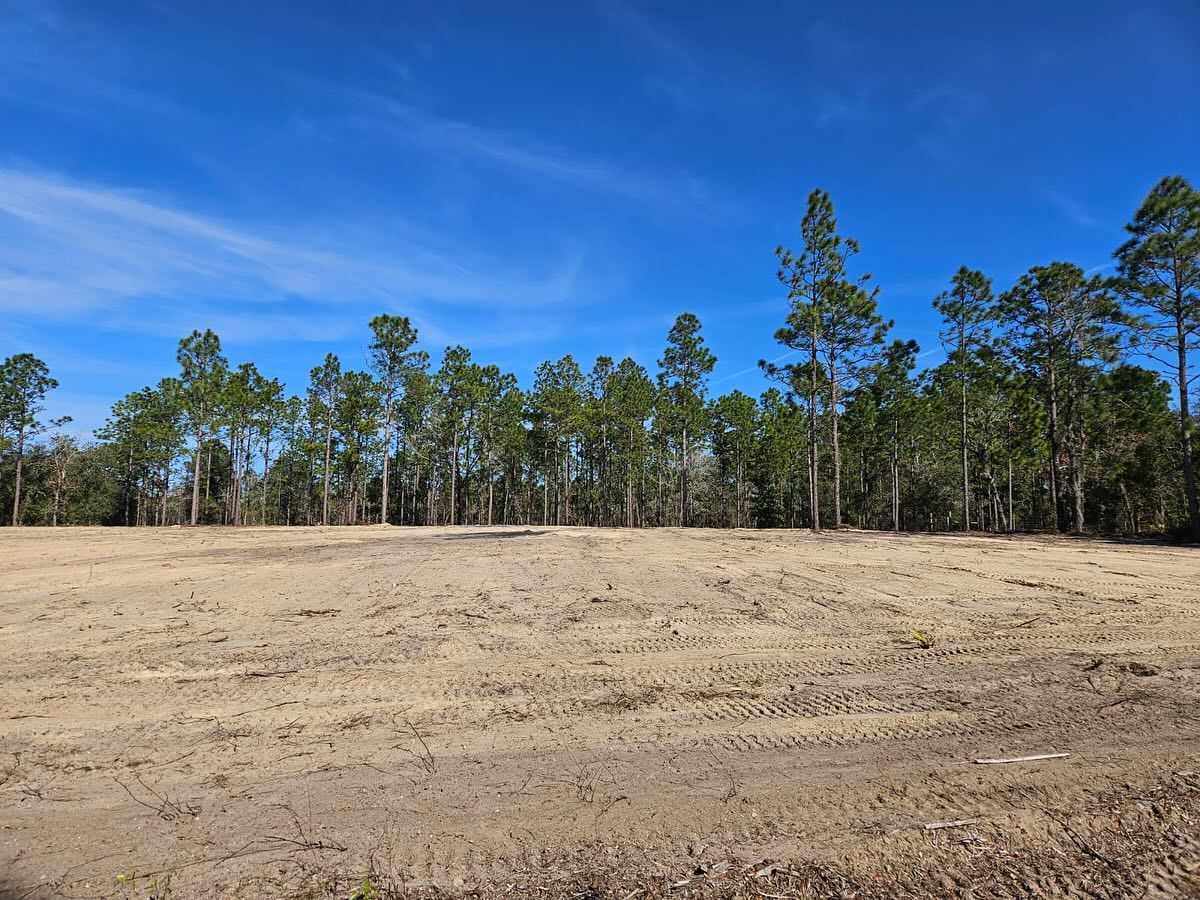  for J & E Land Clearing, LLC. in Dunnellon, FL
