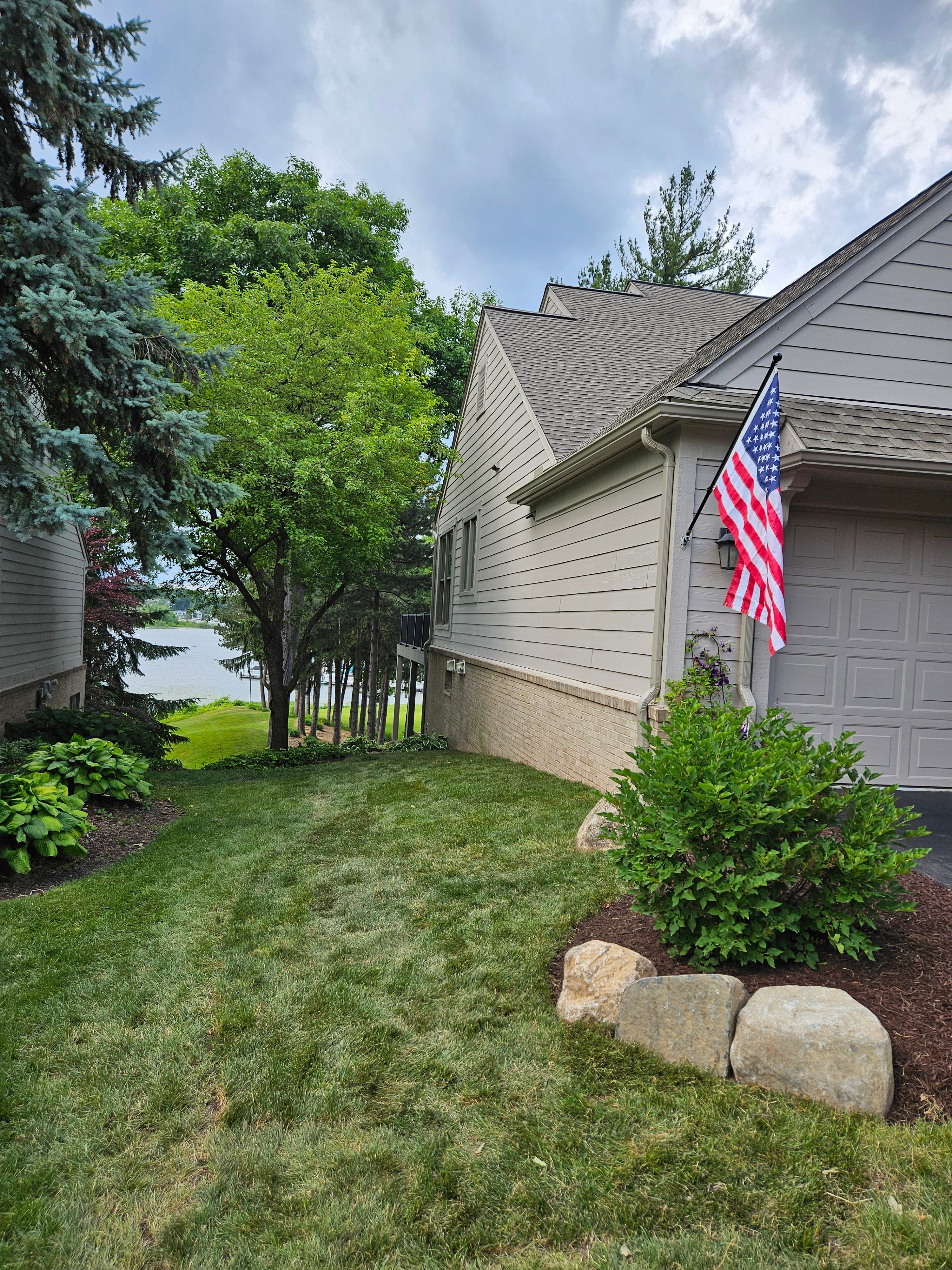  for Howell Hardscape Inc in Brighton, MI