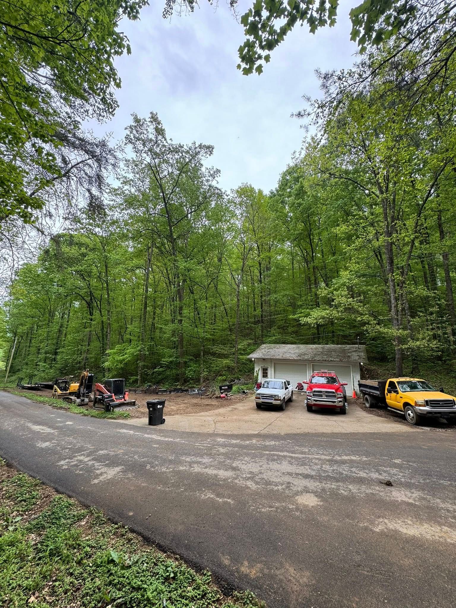  for F&CO Excavation in Clinton, TN