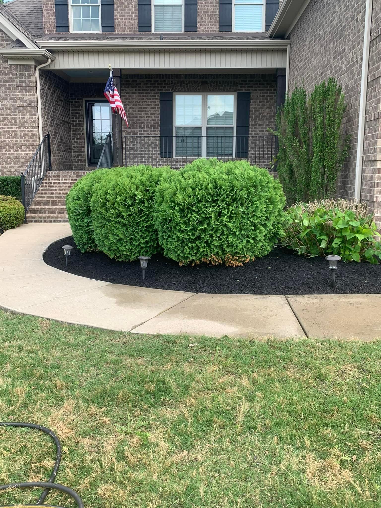  for The Right Price Right Choice Lawn Care Services in Murfreesboro, TN