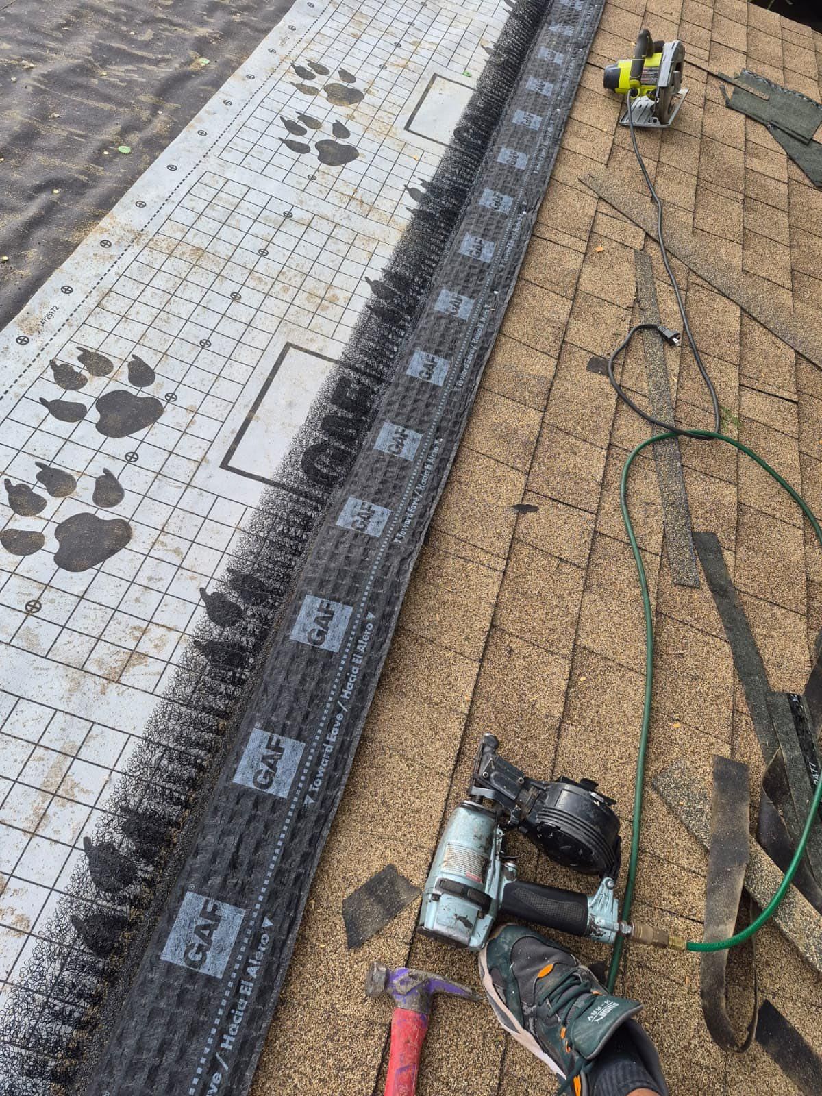  for Castro’s Custom’s Roofing LLC in Tucson, AZ