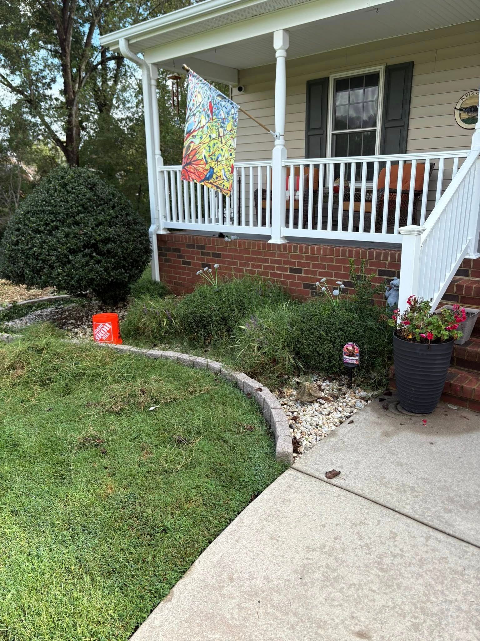 All Photos for Grassworks Lawn And Landscaping in Callao, VA