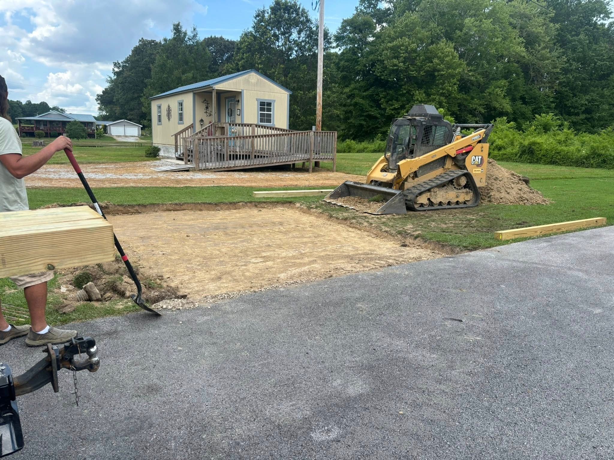  for Mountain Land Services LLC. in Oneida, TN