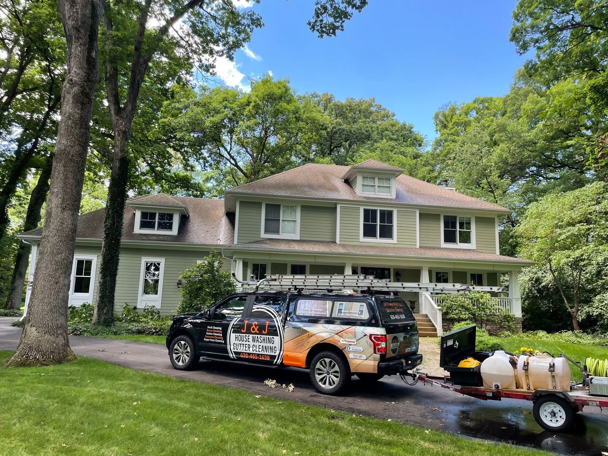 Home Softwash for J&J Power Washing and Gutter Cleaning in Sycamore, IL