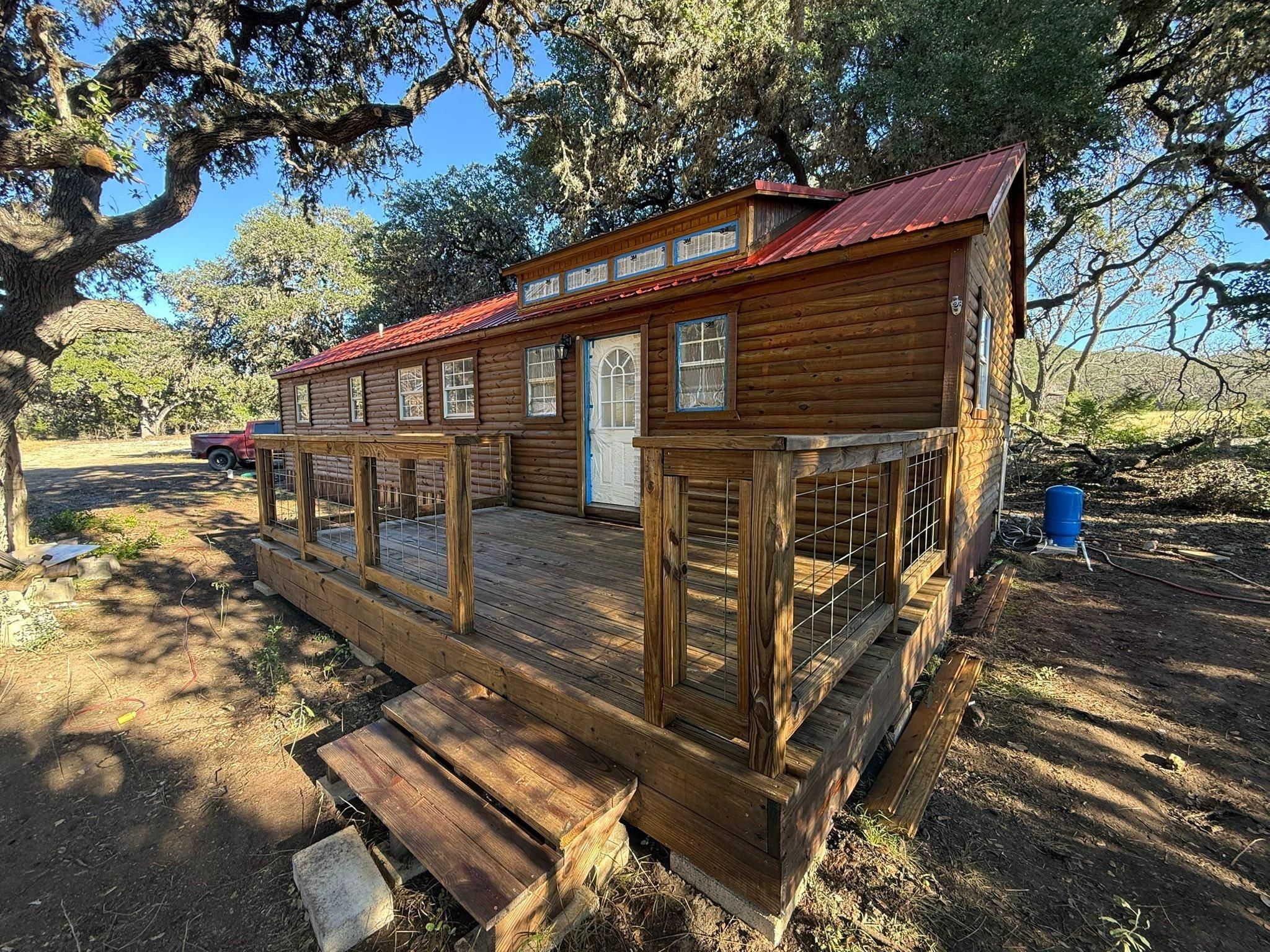  for De Leon Carpentry & Renovation  in Leakey, TX