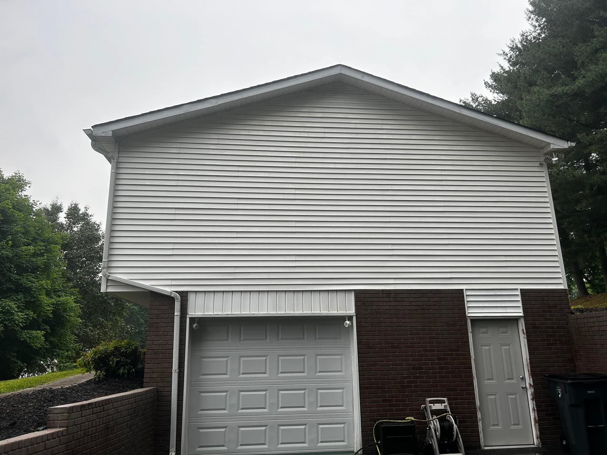 for MEAN KLEAN Pressure Washing in Knoxville, TN