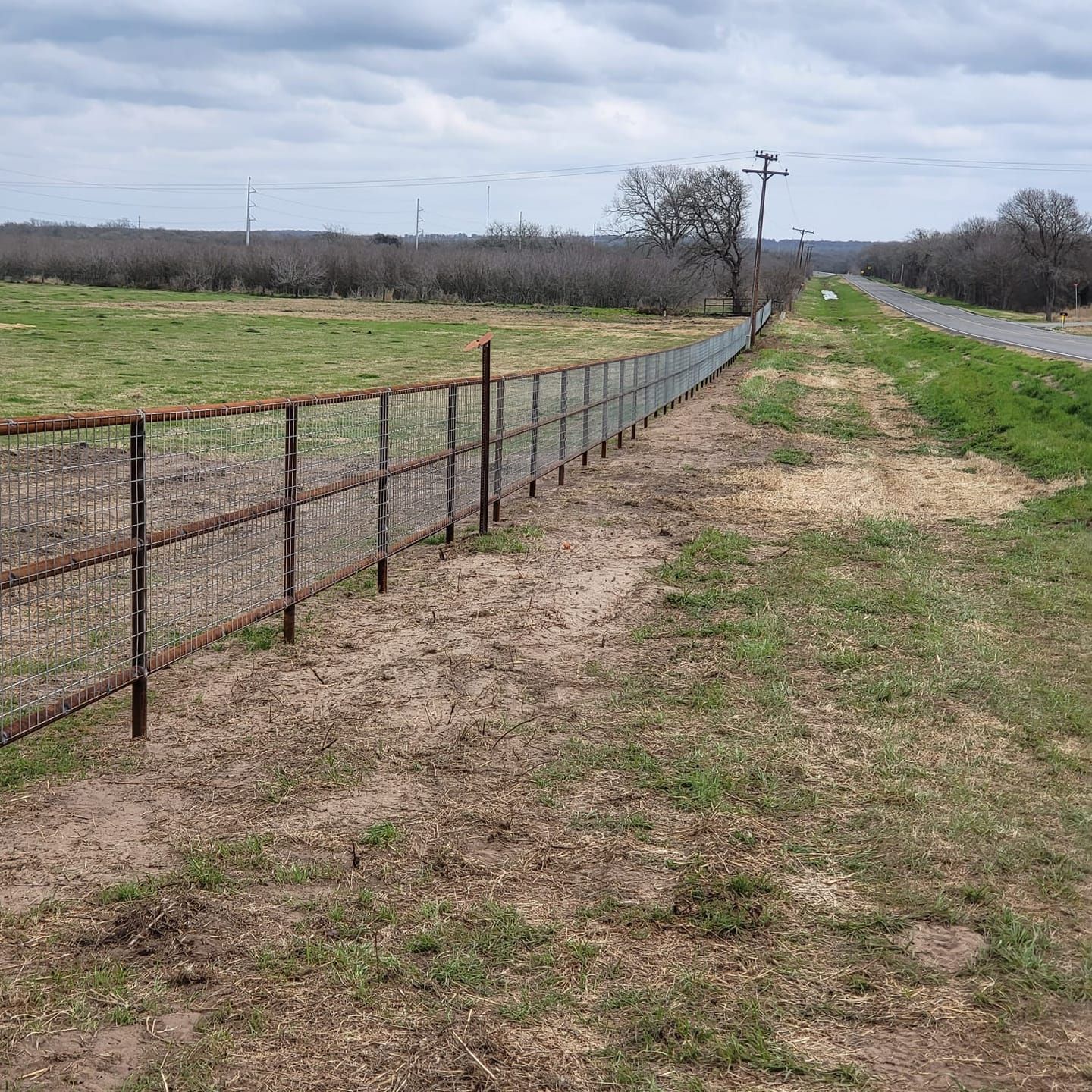 Fences for Rudy's Custom Fence Building in Luling, TX