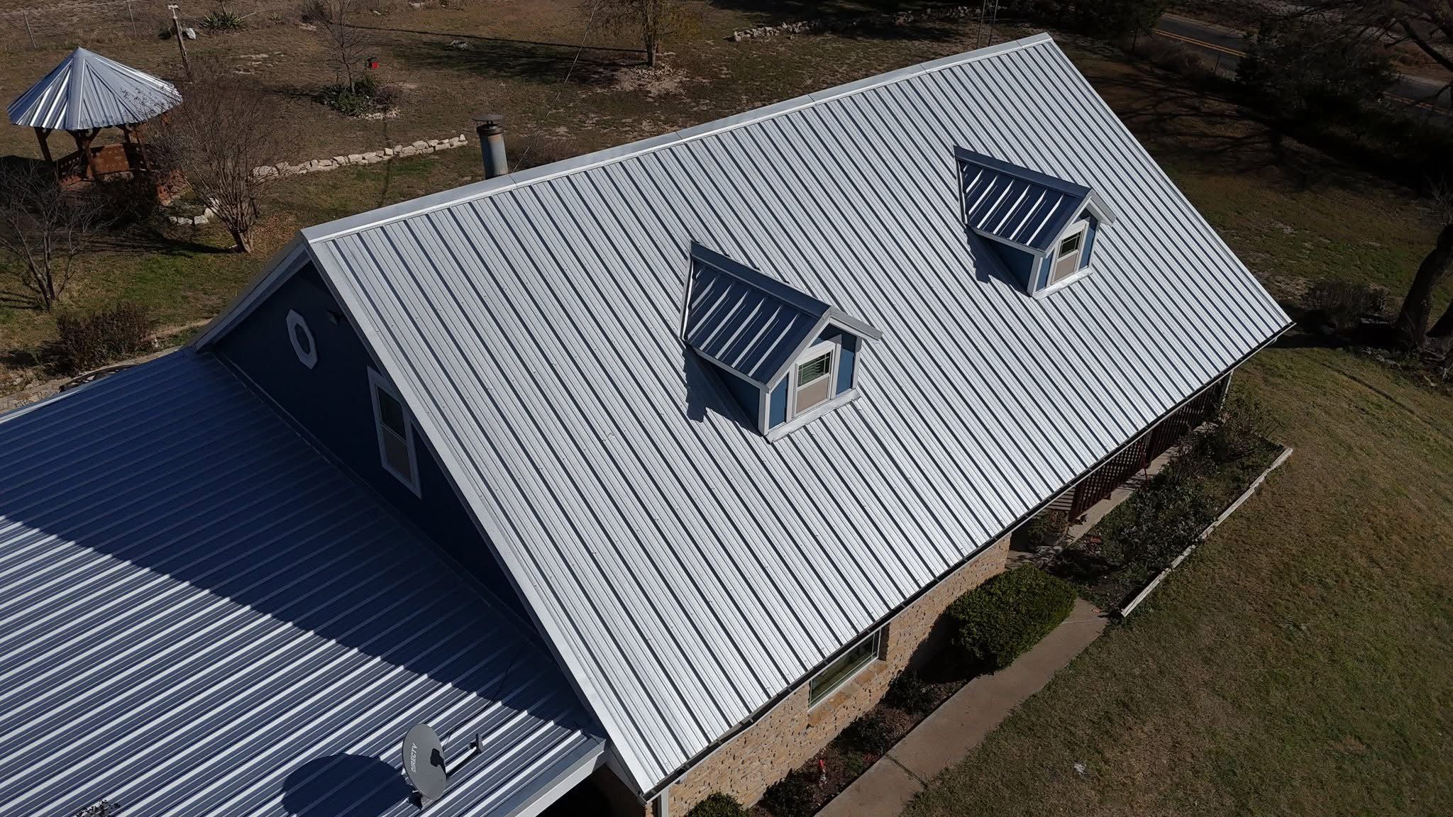 Metal roofs  for Barcenas Roofing & Remodeling in San Saba, TX