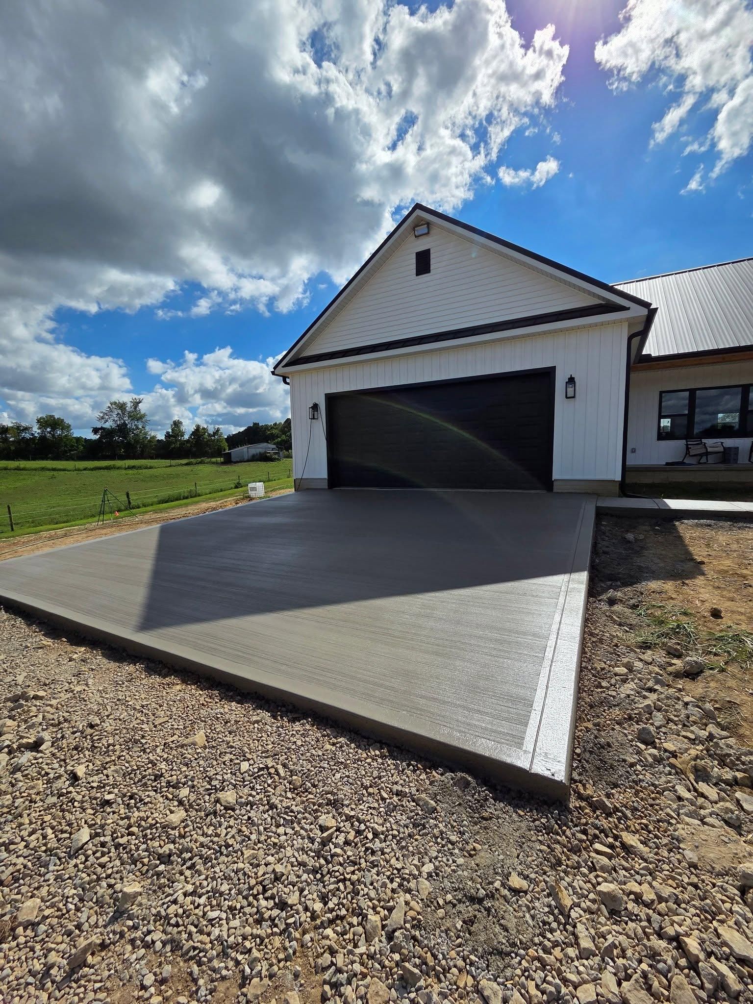  for New Edge Concrete in Mount Vernon, OH
