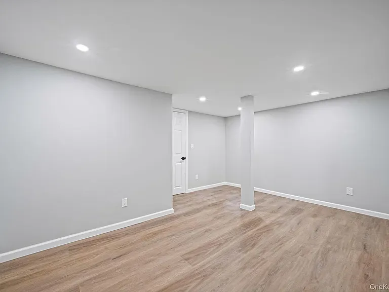  for New Vision Contracting in Suffolk County, NY